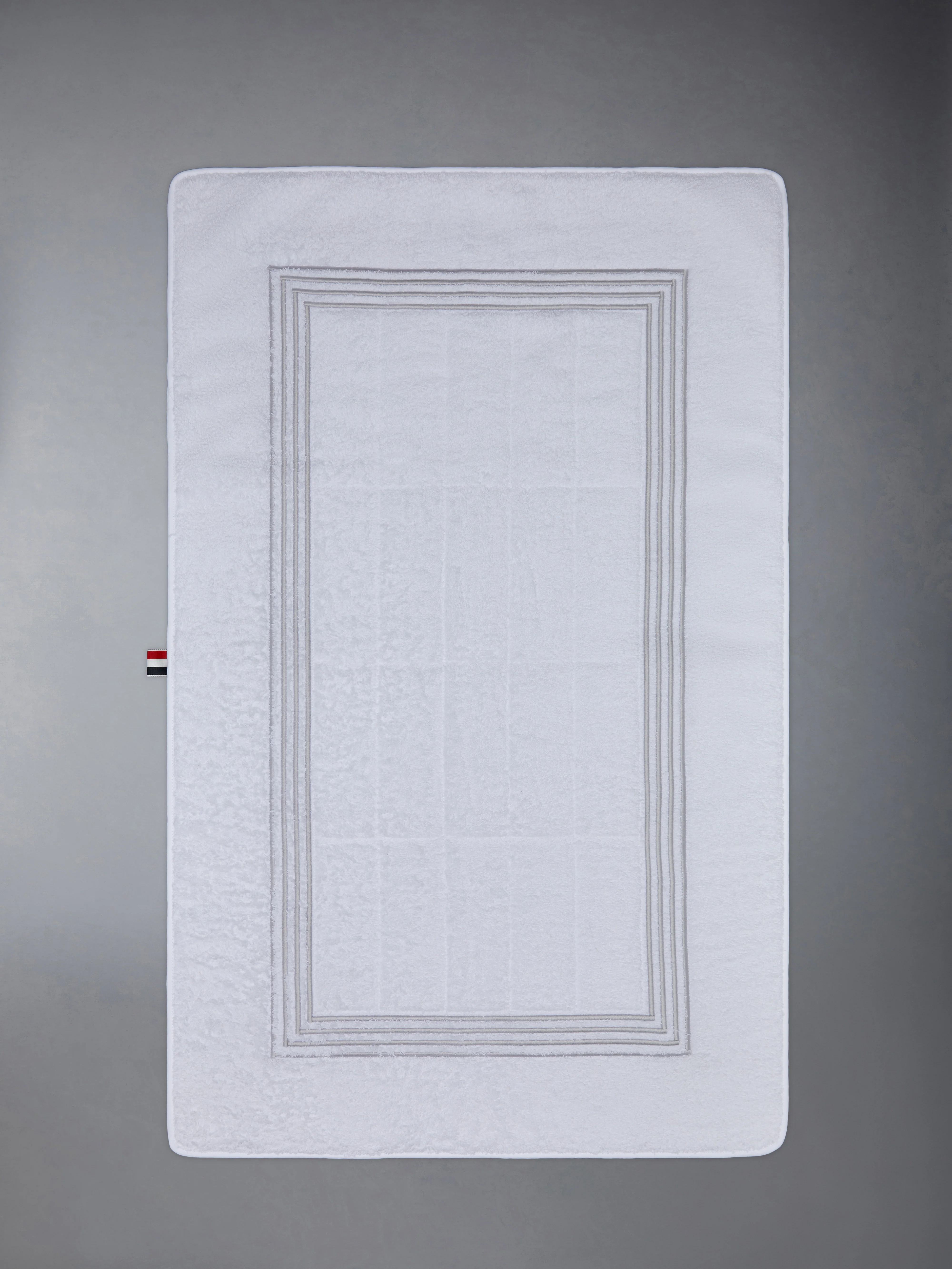4-BAR FRETTE QUILTED BATH MAT - Image 4