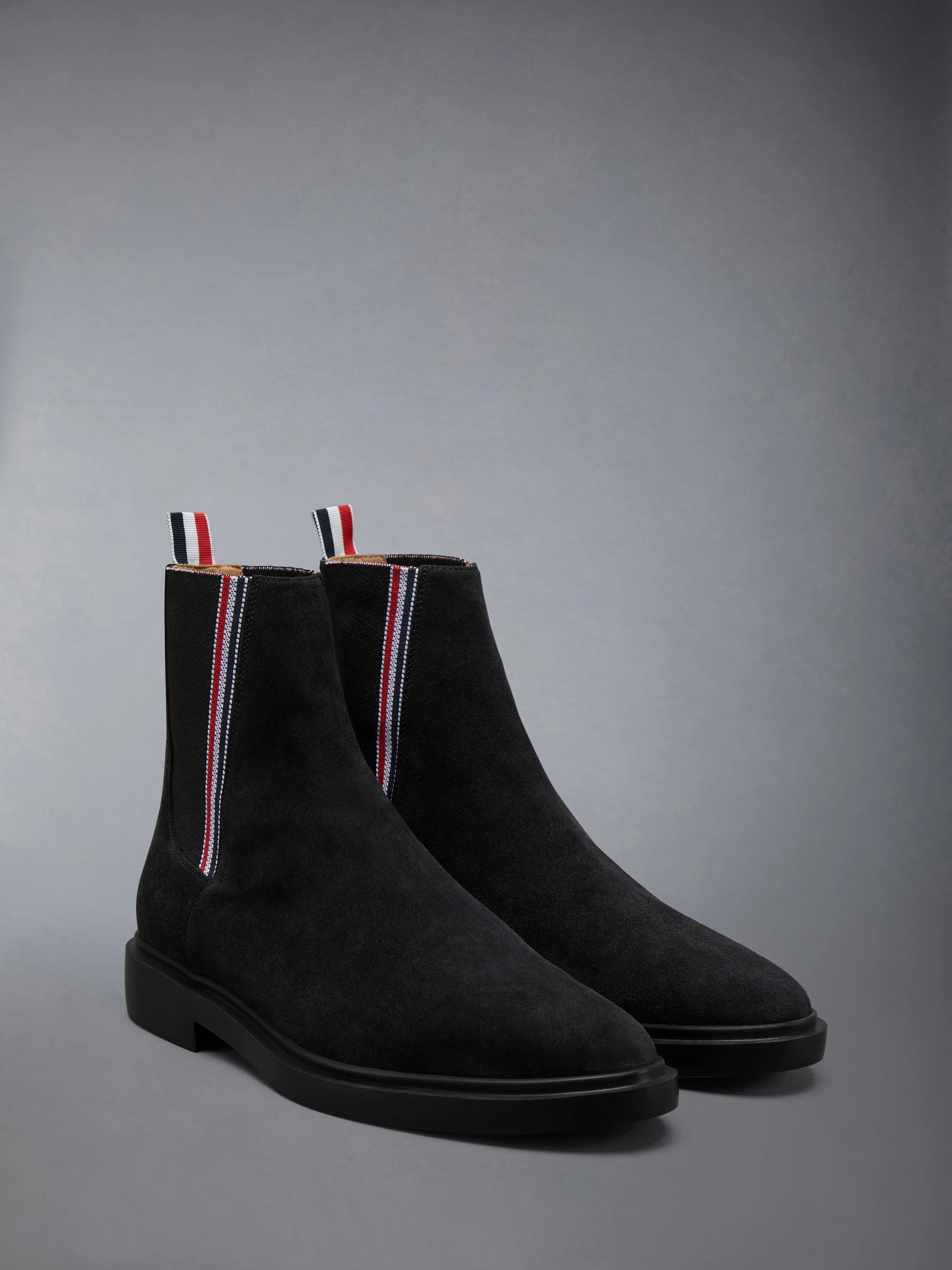 CALF SUEDE RUBBER SOLE RWB CHELSEA BOOT - Image 2