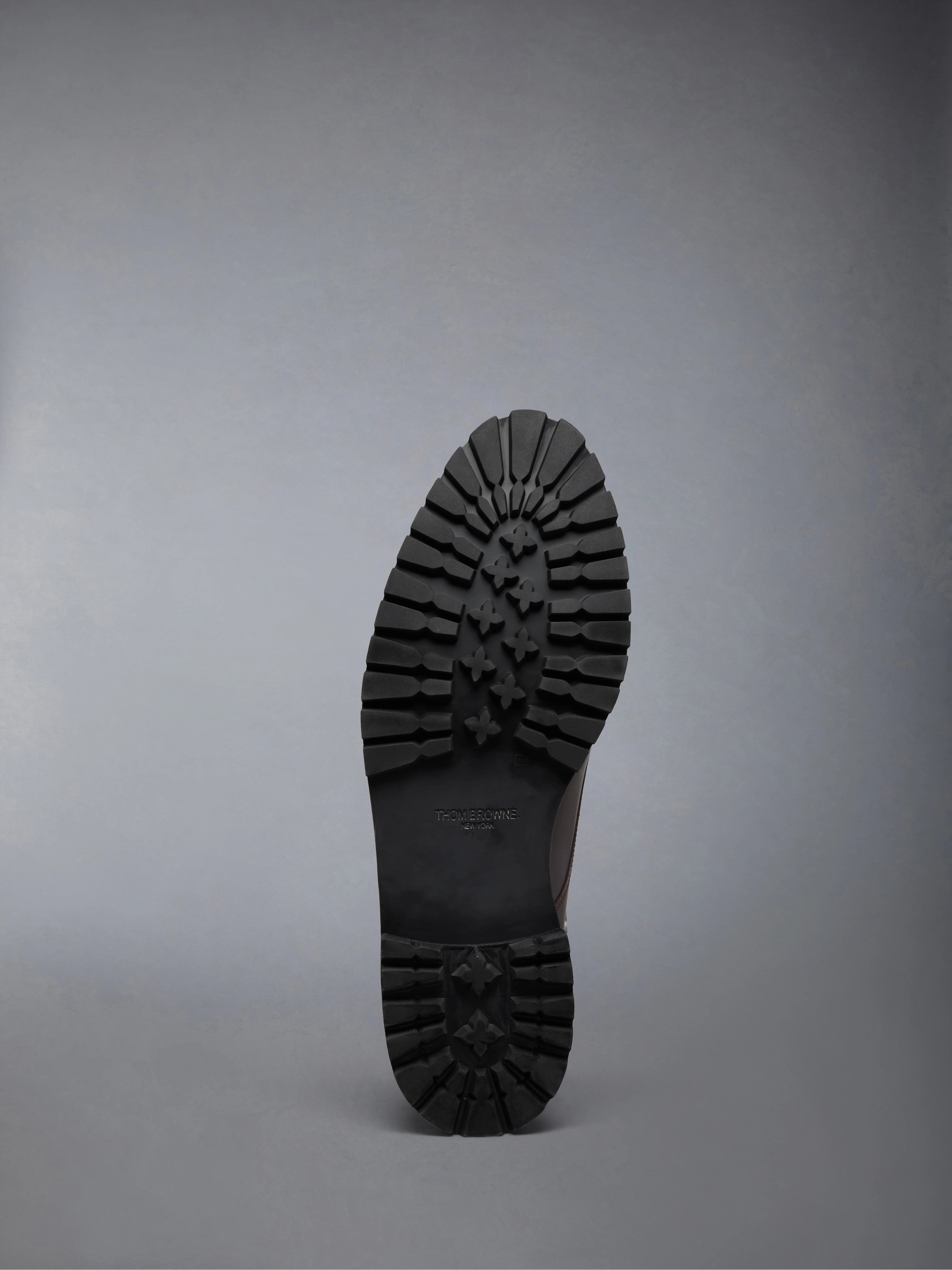 CLASSIC CALF COMMANDO SOLE APRON STITCH DERBY - Image 6