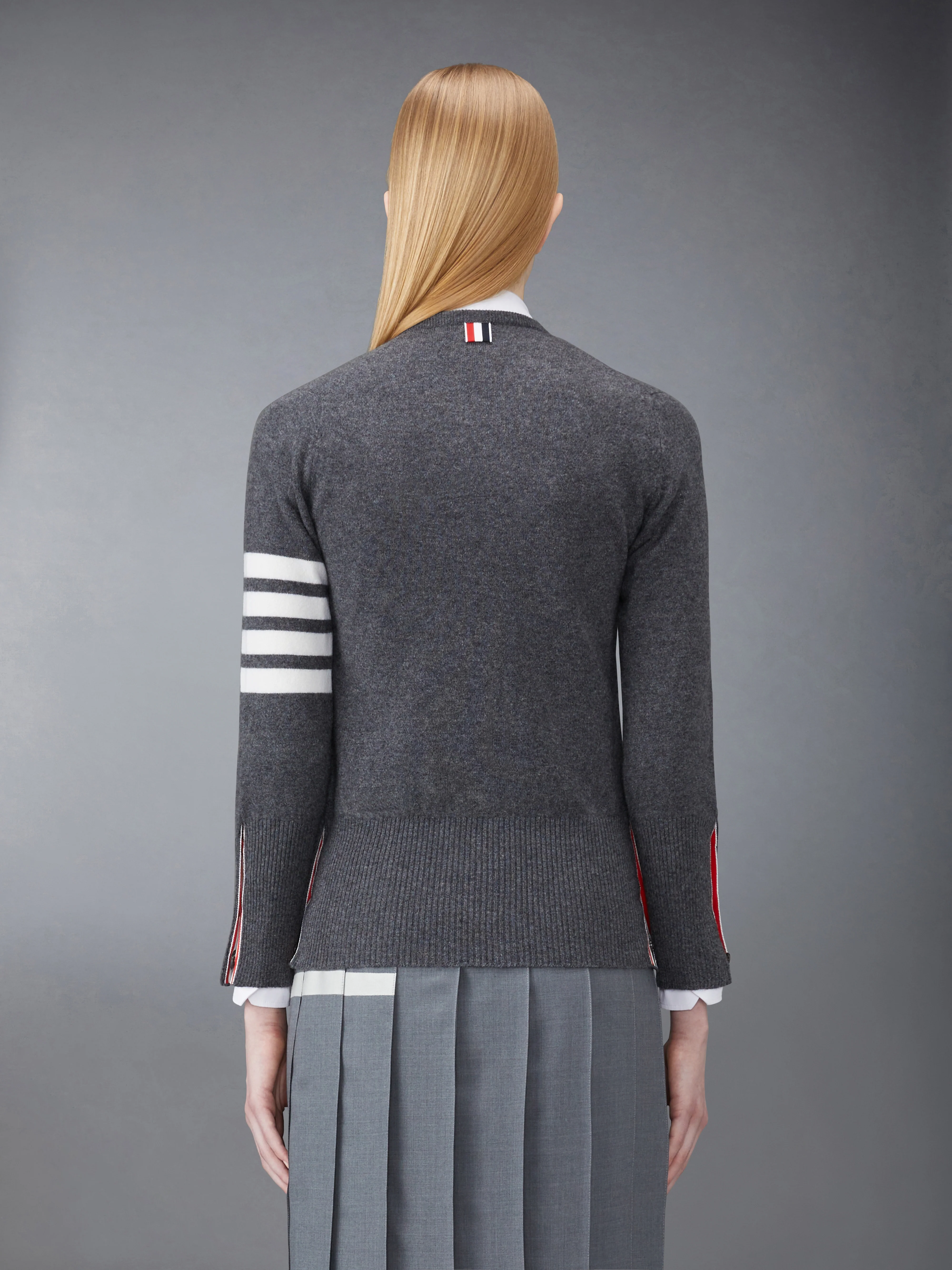 CLASSIC CASHMERE 4-BAR V-NECK CARDIGAN - Image 2