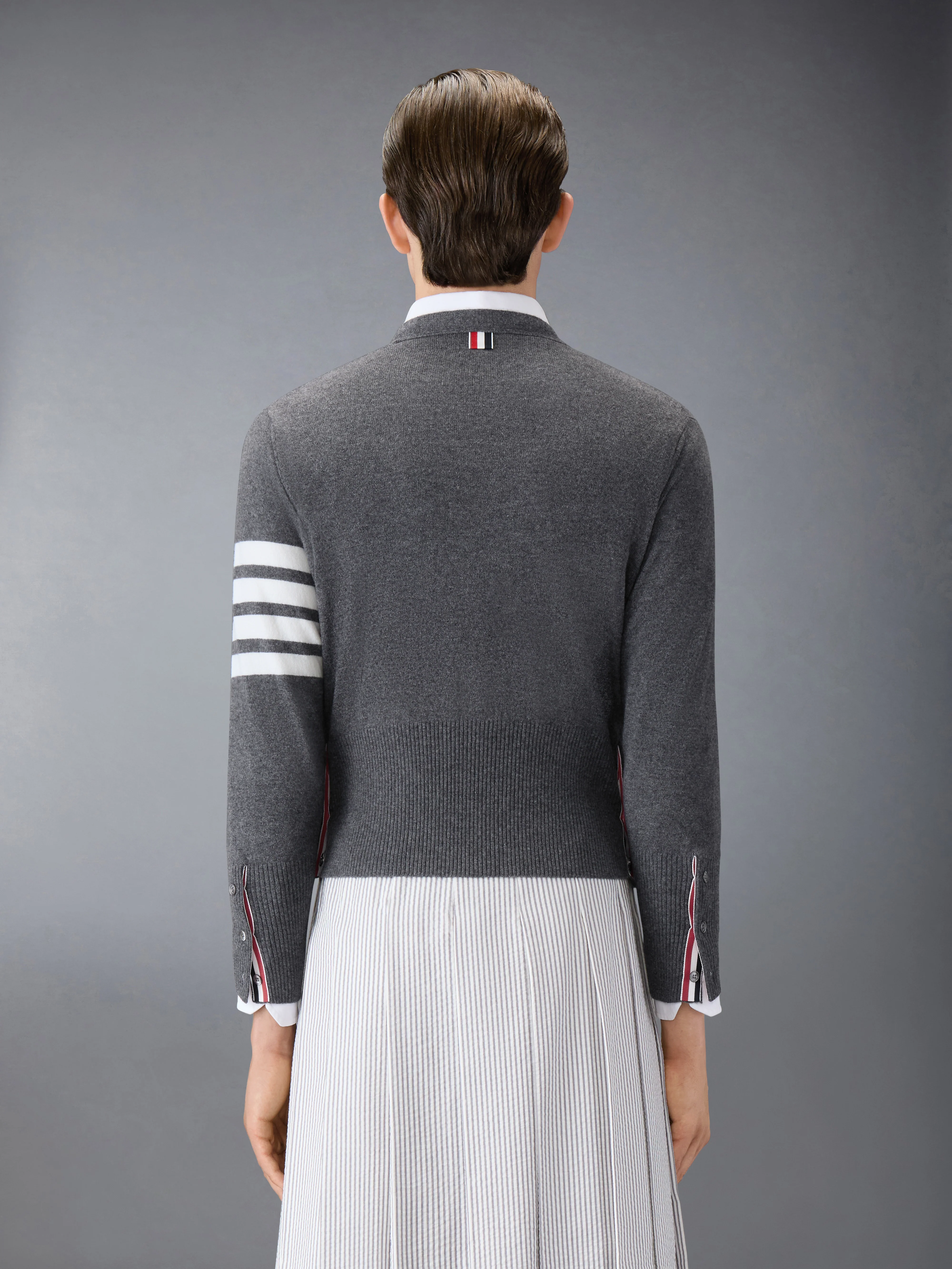 CLASSIC CASHMERE 4-BAR V-NECK CARDIGAN - Image 2
