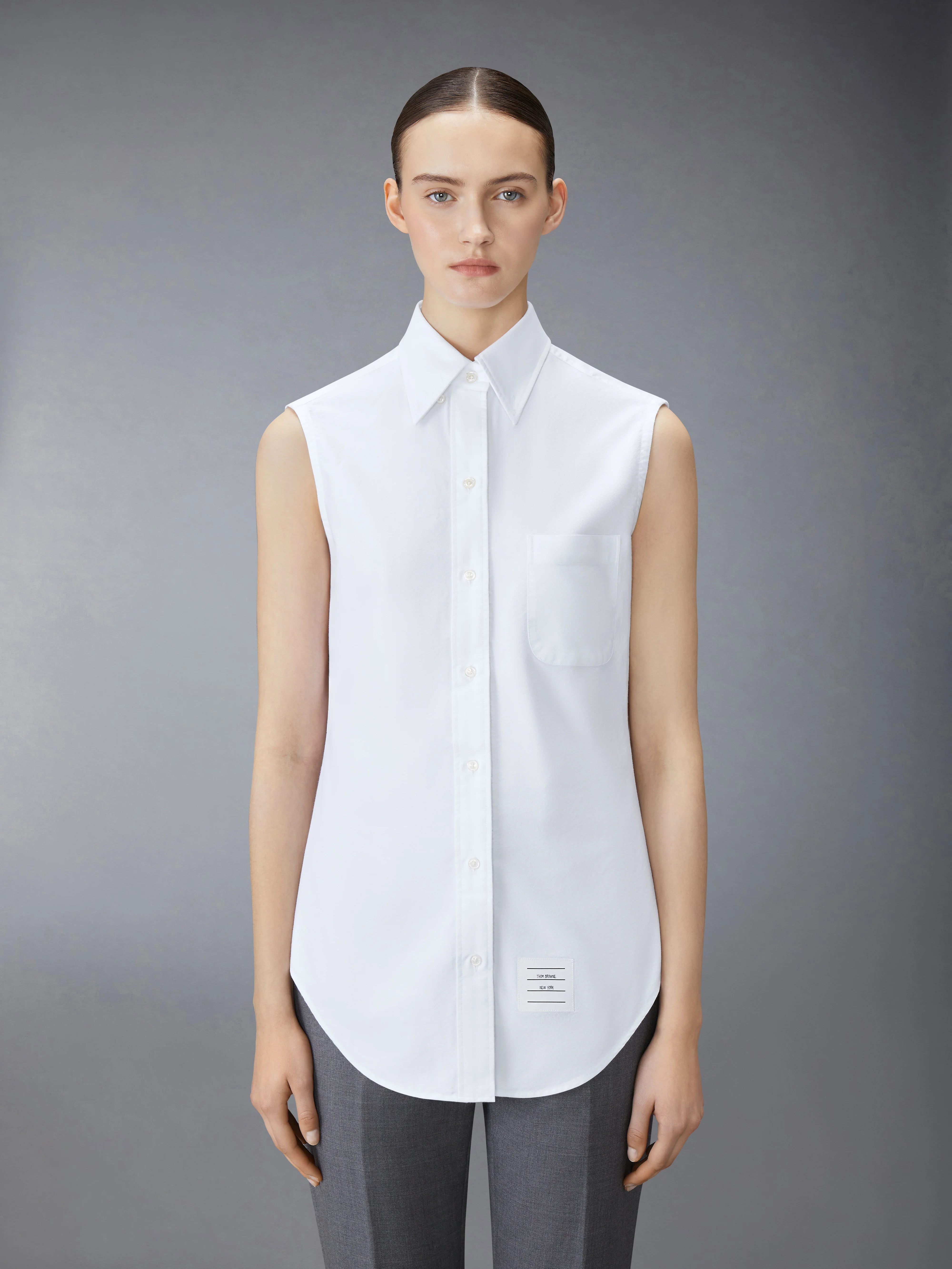 CLASSIC SLEEVELESS OXFORD SHIRT - Image 2