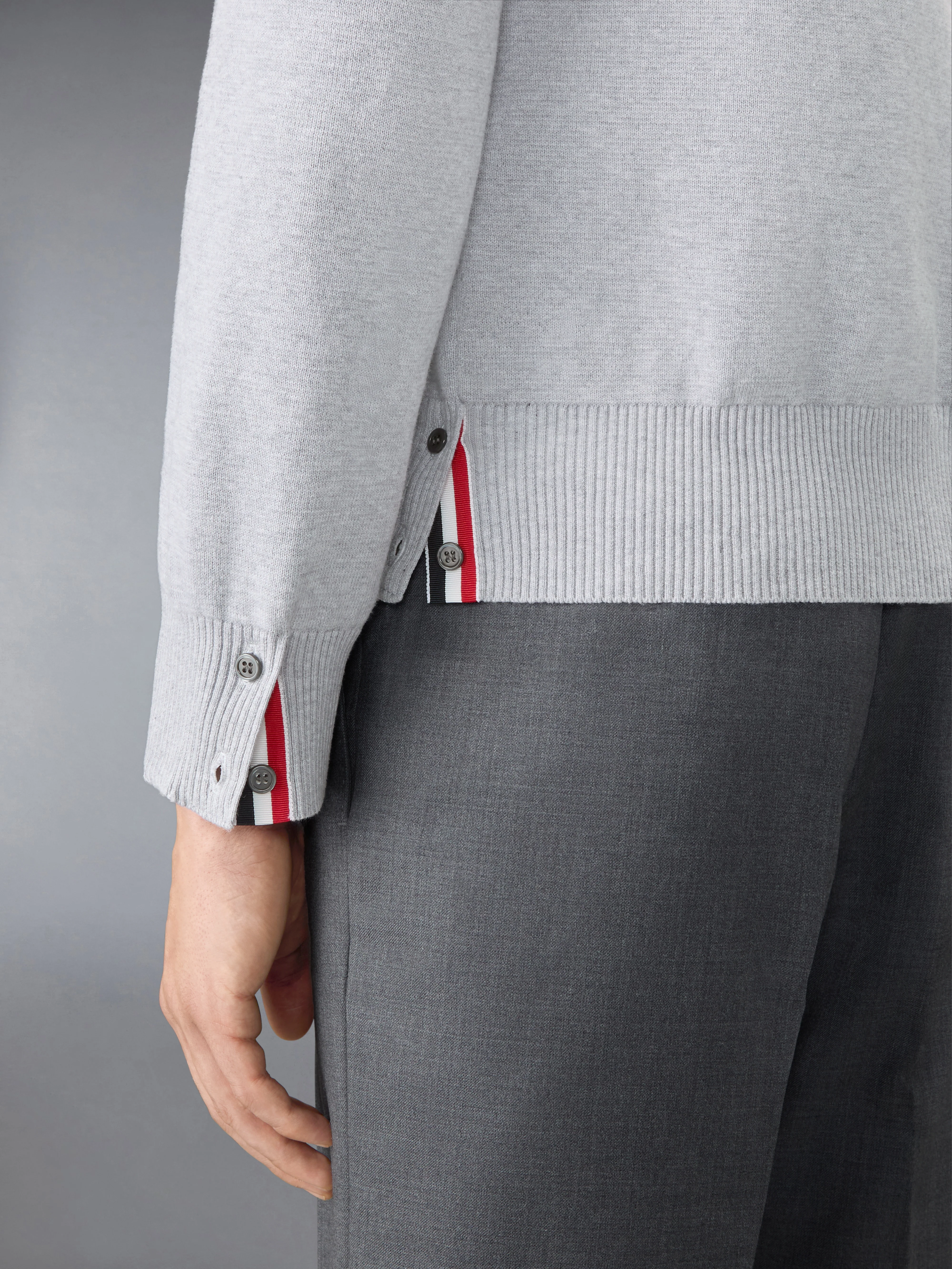 COTTON CREPE V-NECK CARDIGAN - Image 4
