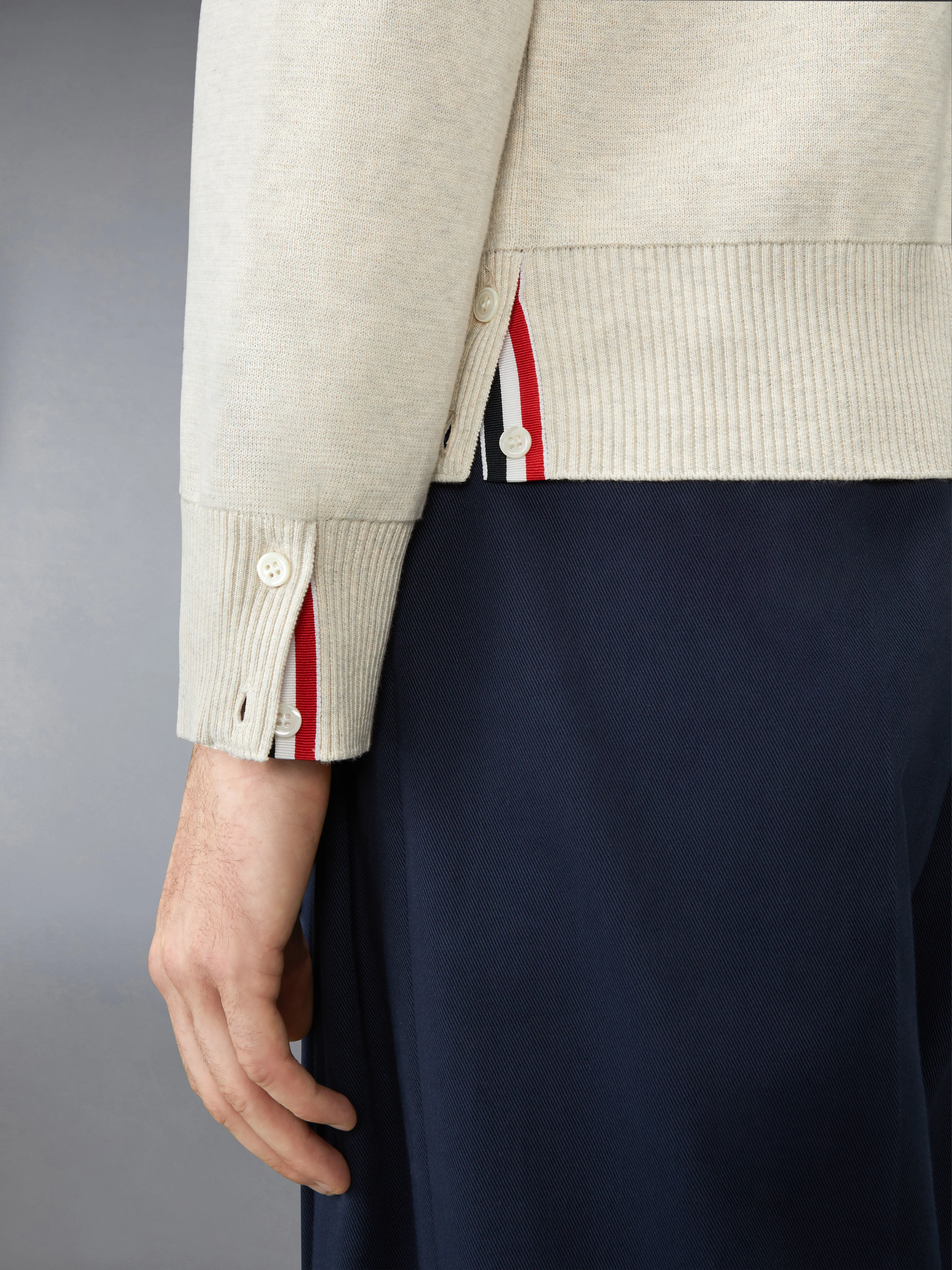 COTTON CREPE V-NECK CARDIGAN - Image 4