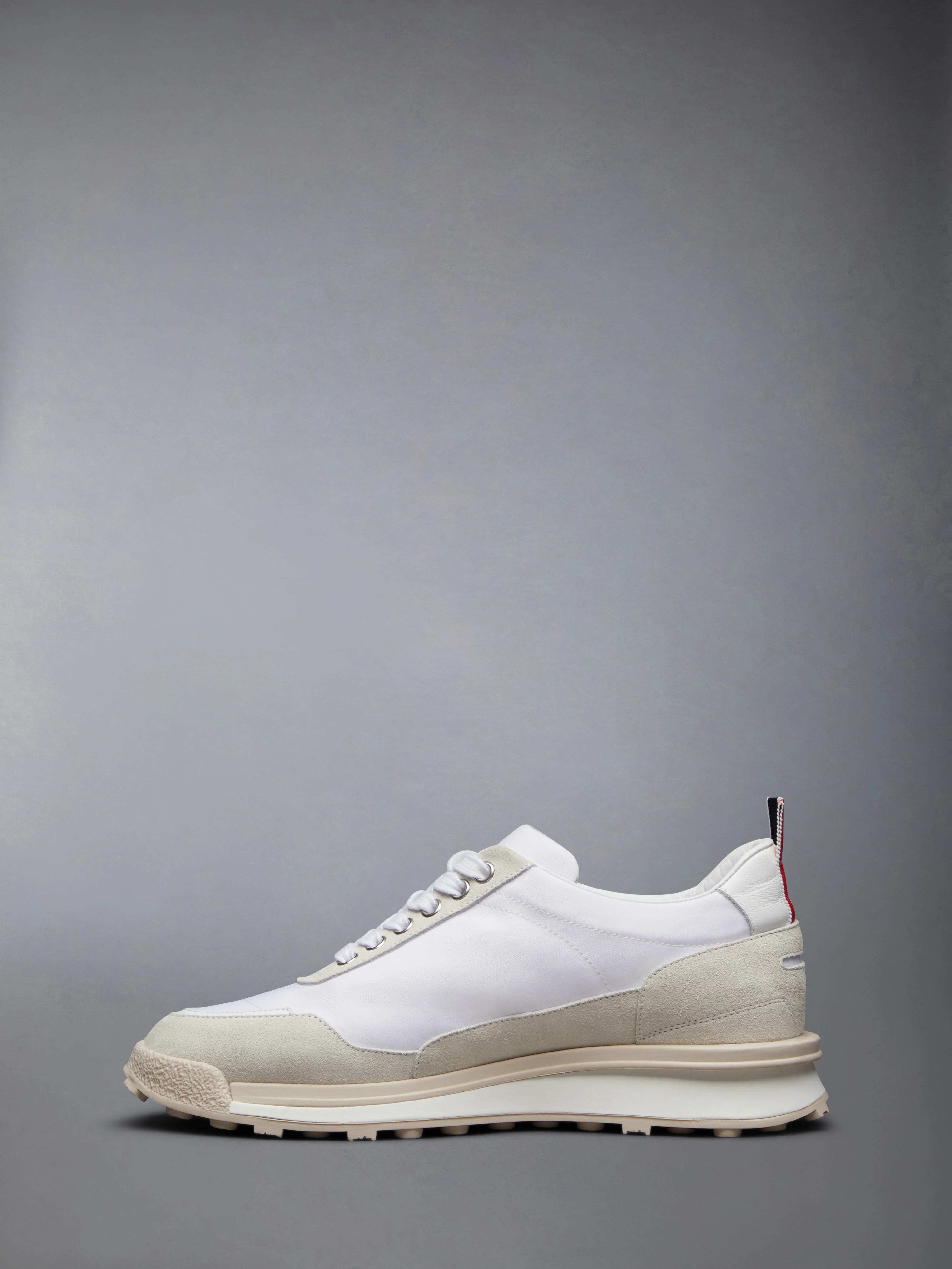 ECO NYLON ALUMNI TRAINER - Image 3