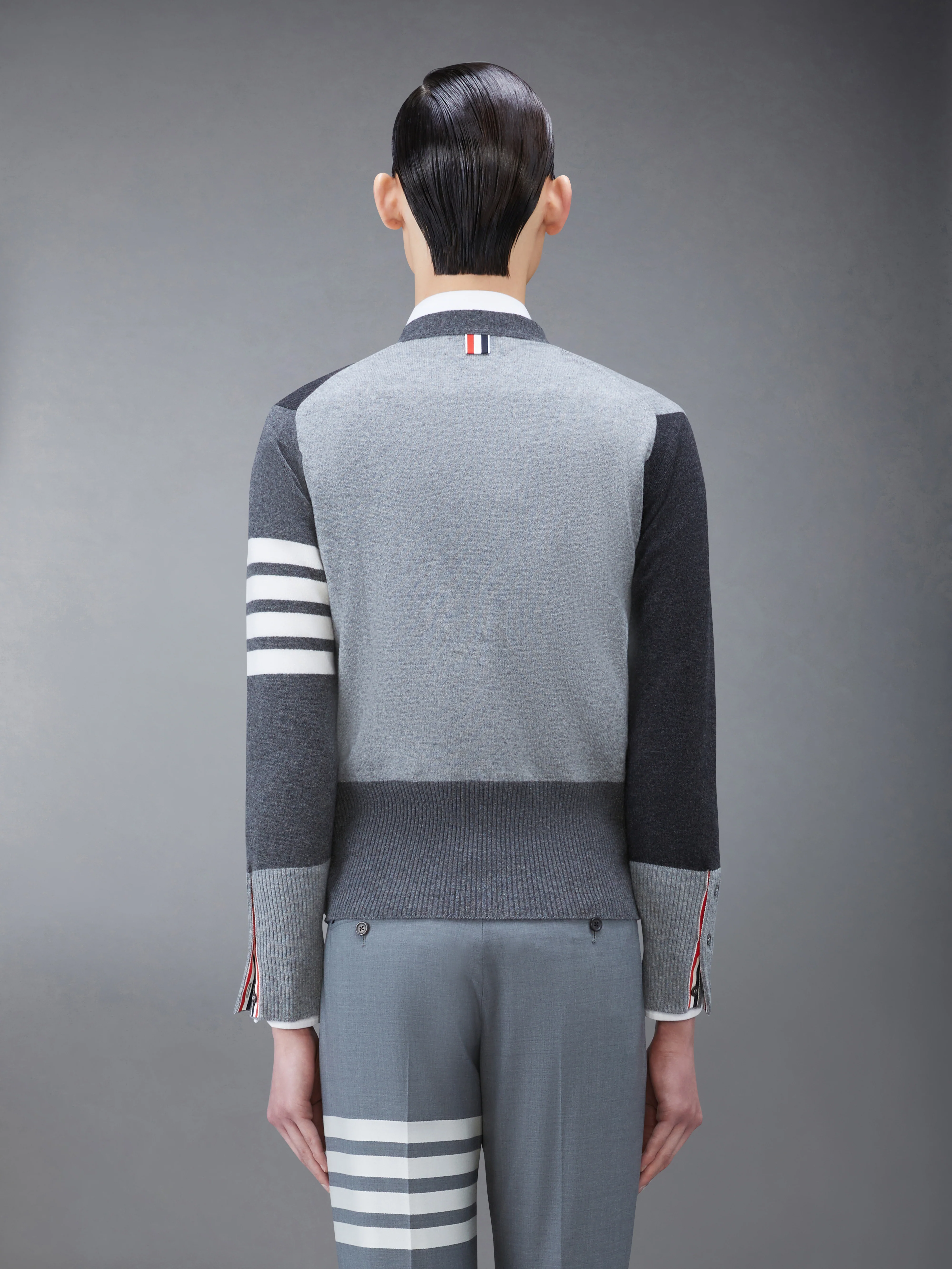 FUNMIX CASHMERE 4-BAR V-neck CARDIGAN - Image 2