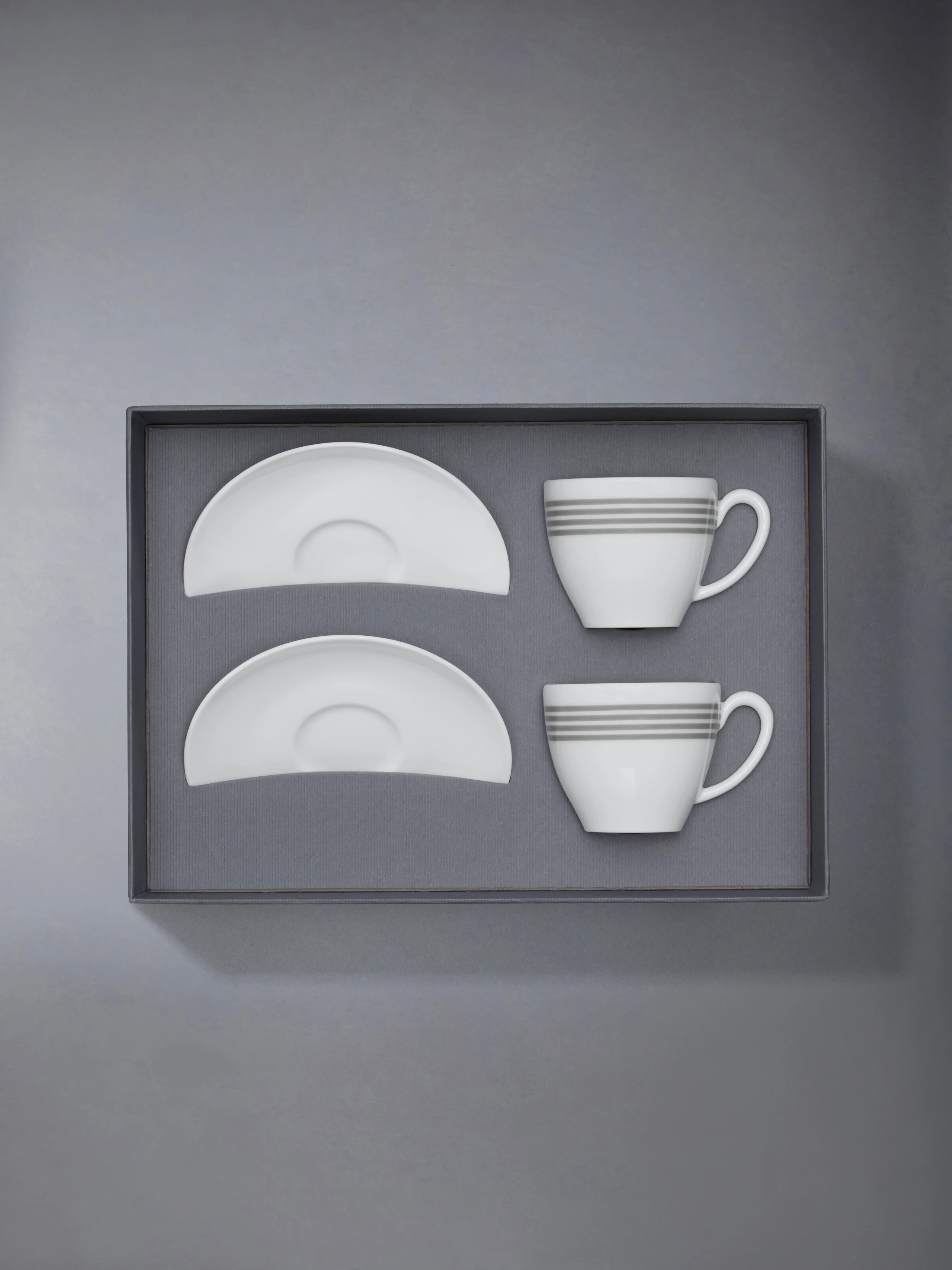 LIMOGES PORCELAIN 4-BAR HAVILAND COFFEE CUP SET - Image 3