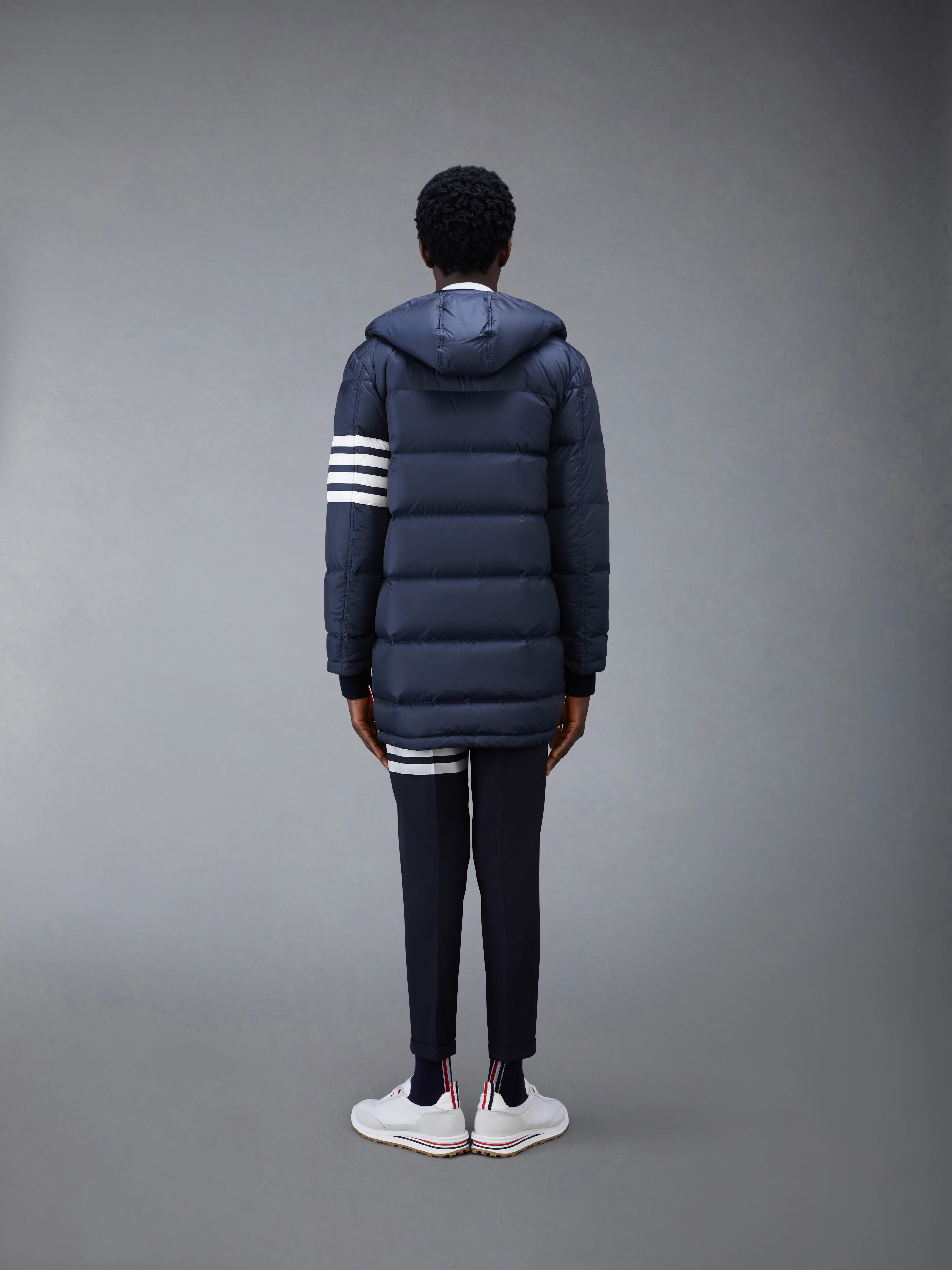 MATTE NYLON 4-BAR DOWN FILLED COAT - Image 2