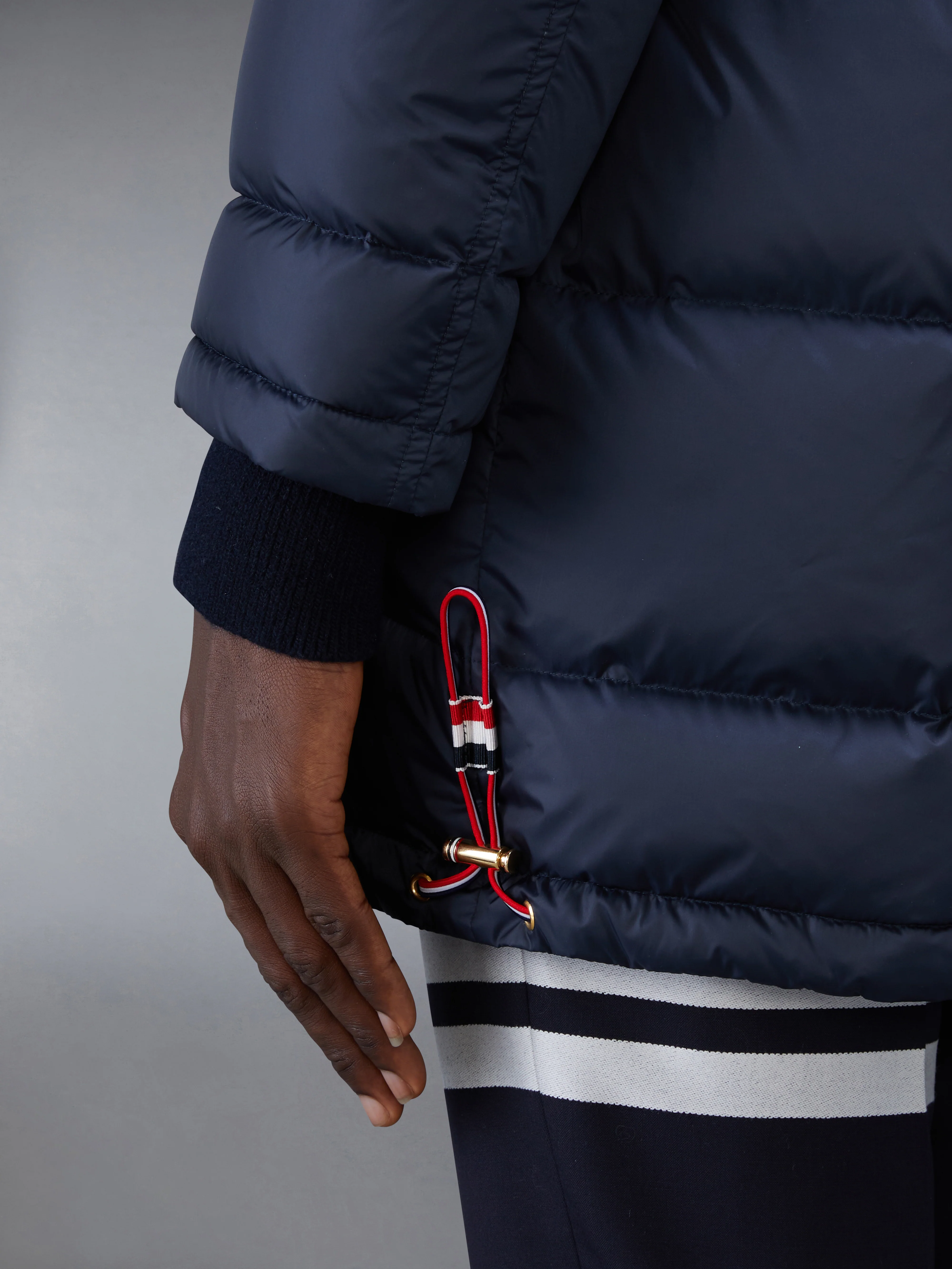 MATTE NYLON 4-BAR DOWN FILLED COAT - Image 7