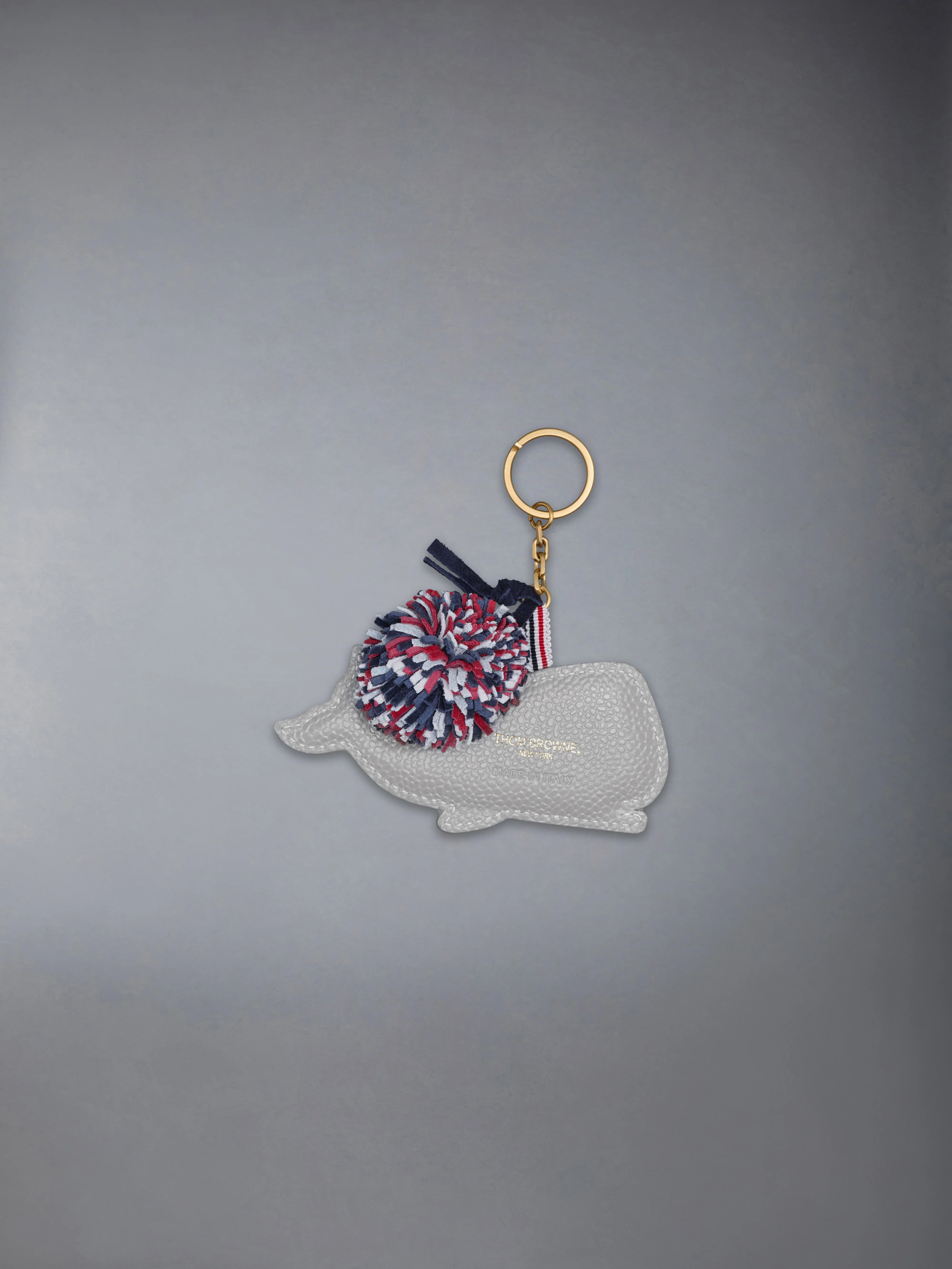 PEBBLE GRAIN LEATHER RWB-POM POM WHALE KEYRING - Image 2