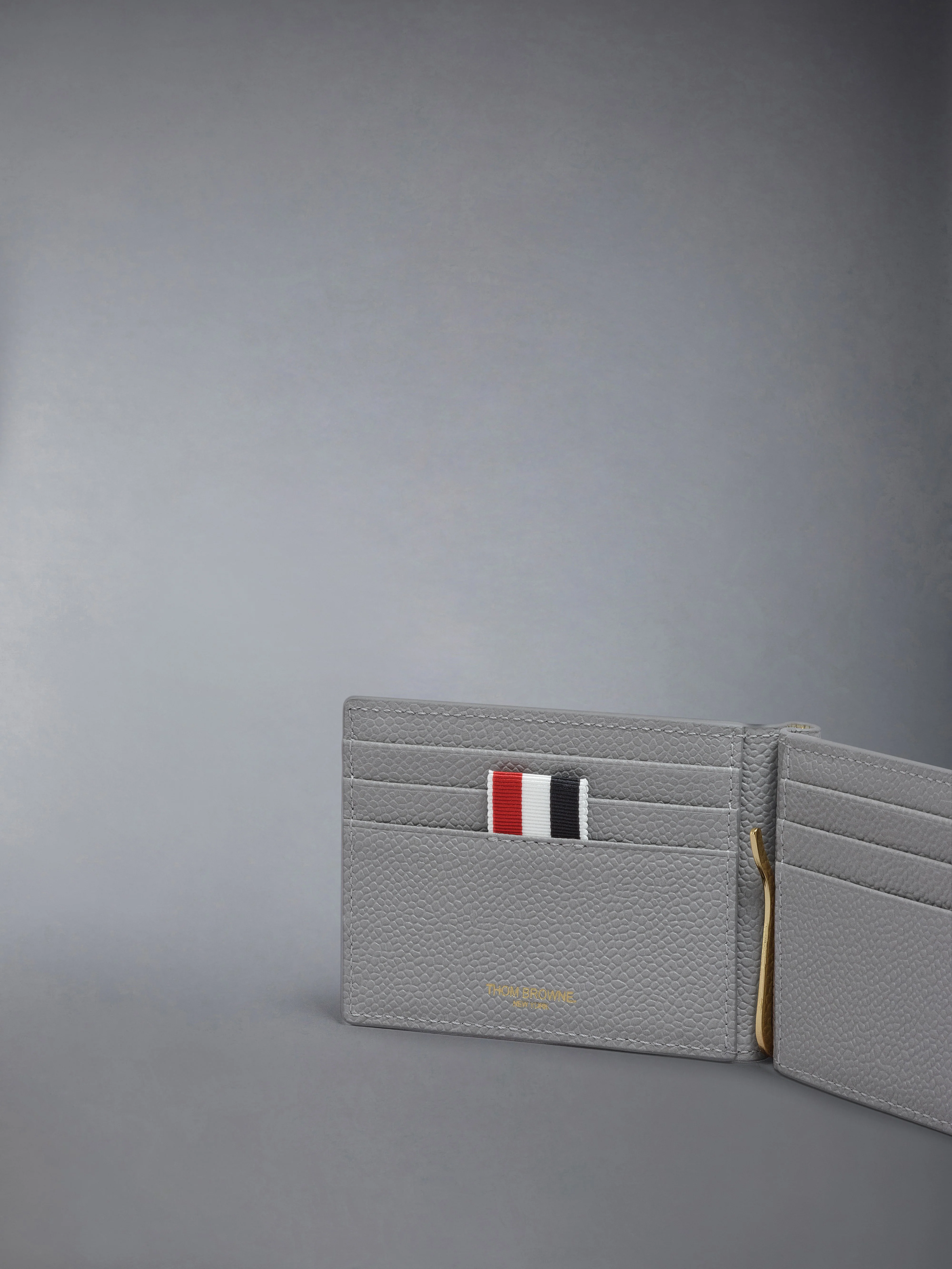 PEBBLE GRAIN MONEY CLIP WALLET - Image 4