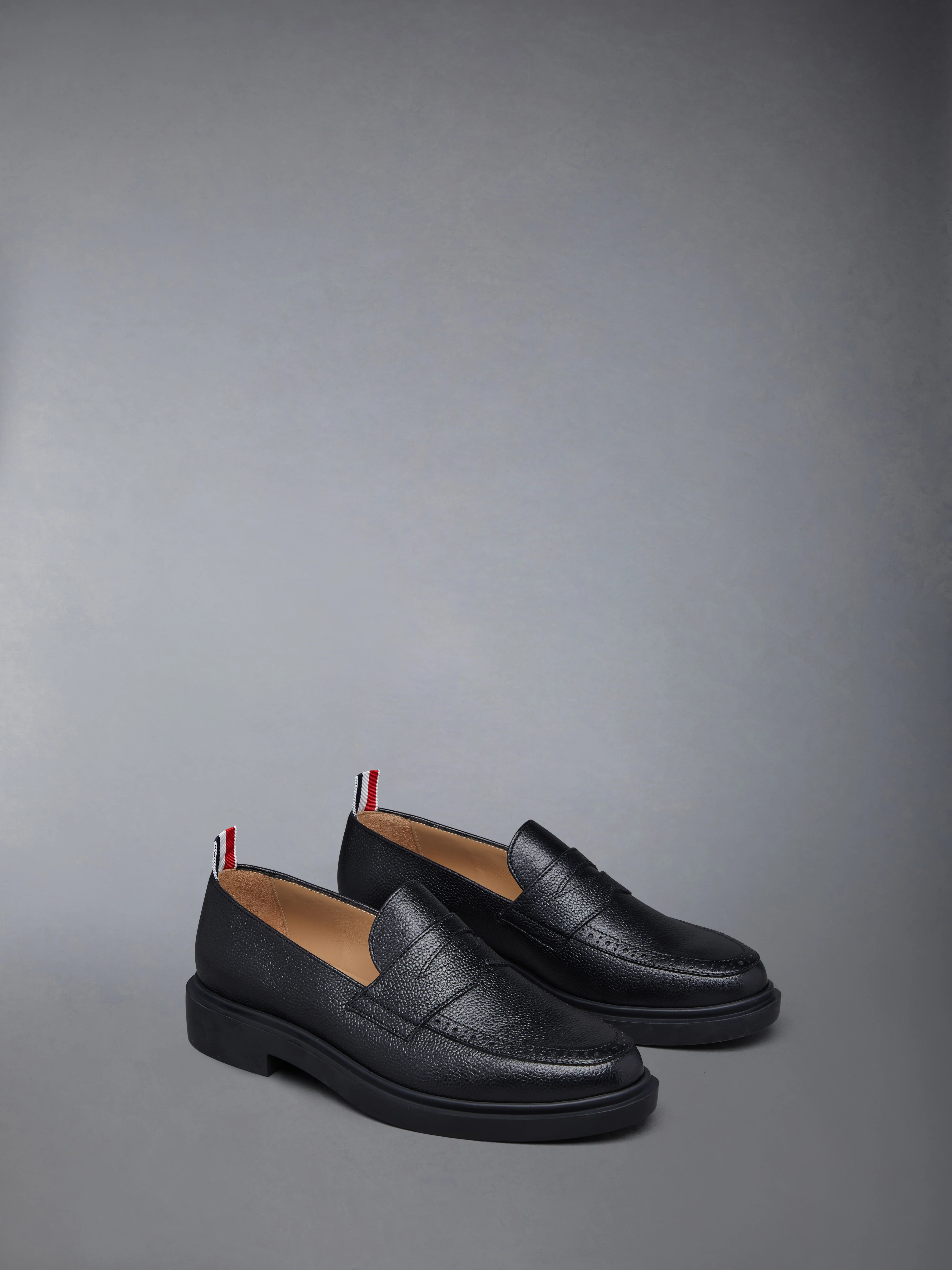 PEBBLE GRAIN RUBBER SOLE PENNY LOAFER - Image 2