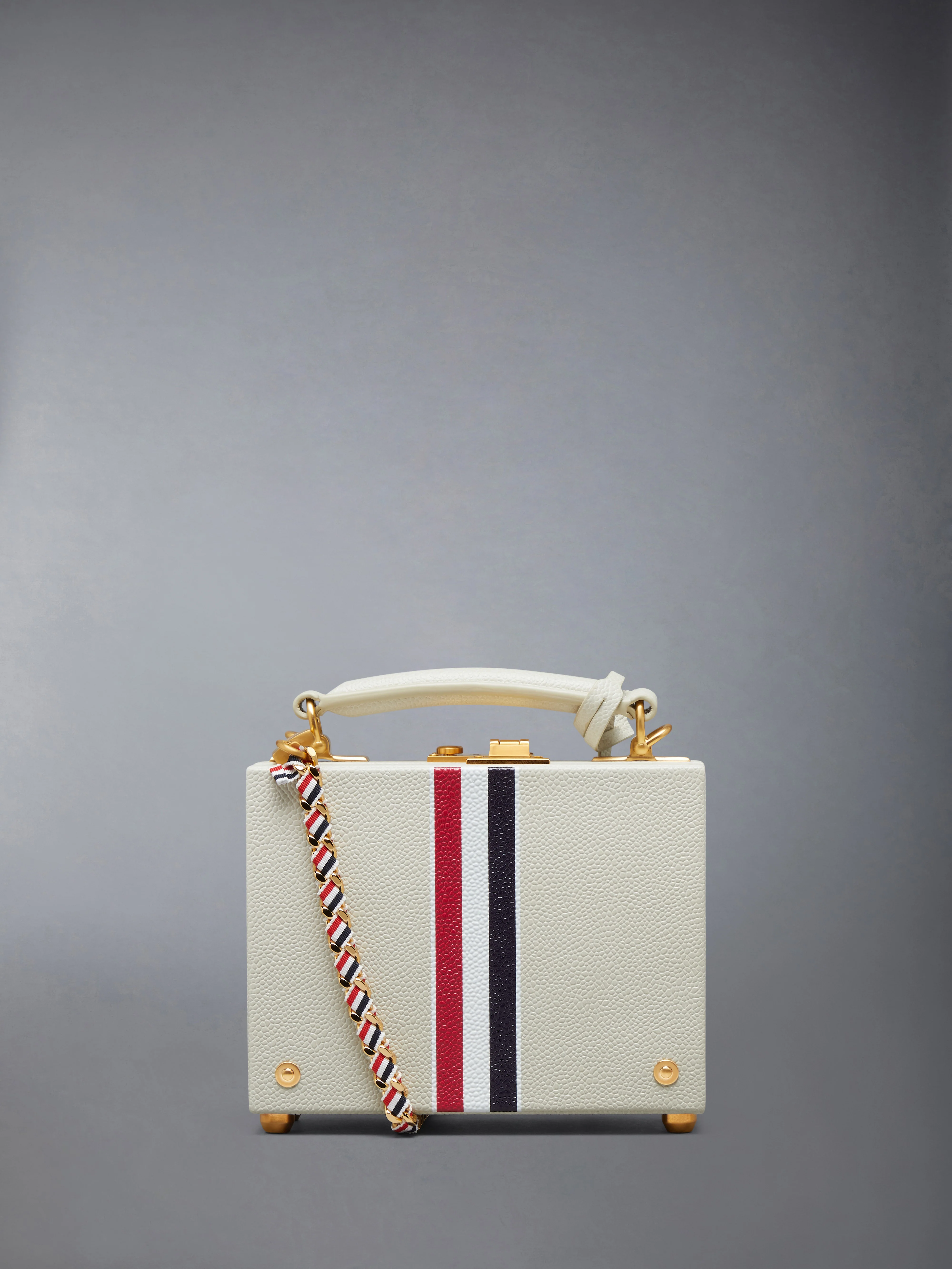 PEBBLE GRAIN RWB CHAIN MICRO ATTACHE CASE - Image 3