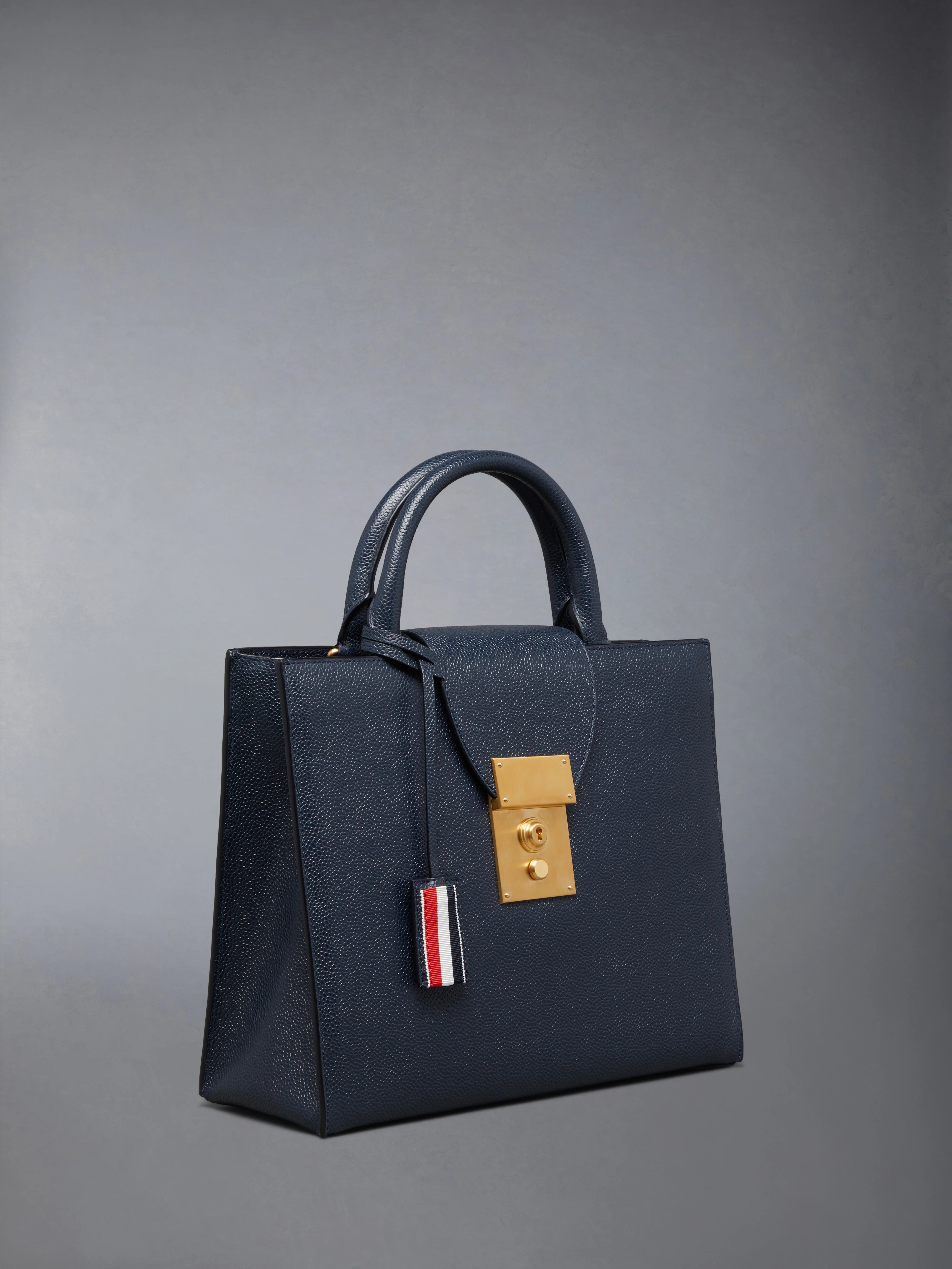 PEBBLE GRAIN SMALL MR. THOM TOTE - Image 2