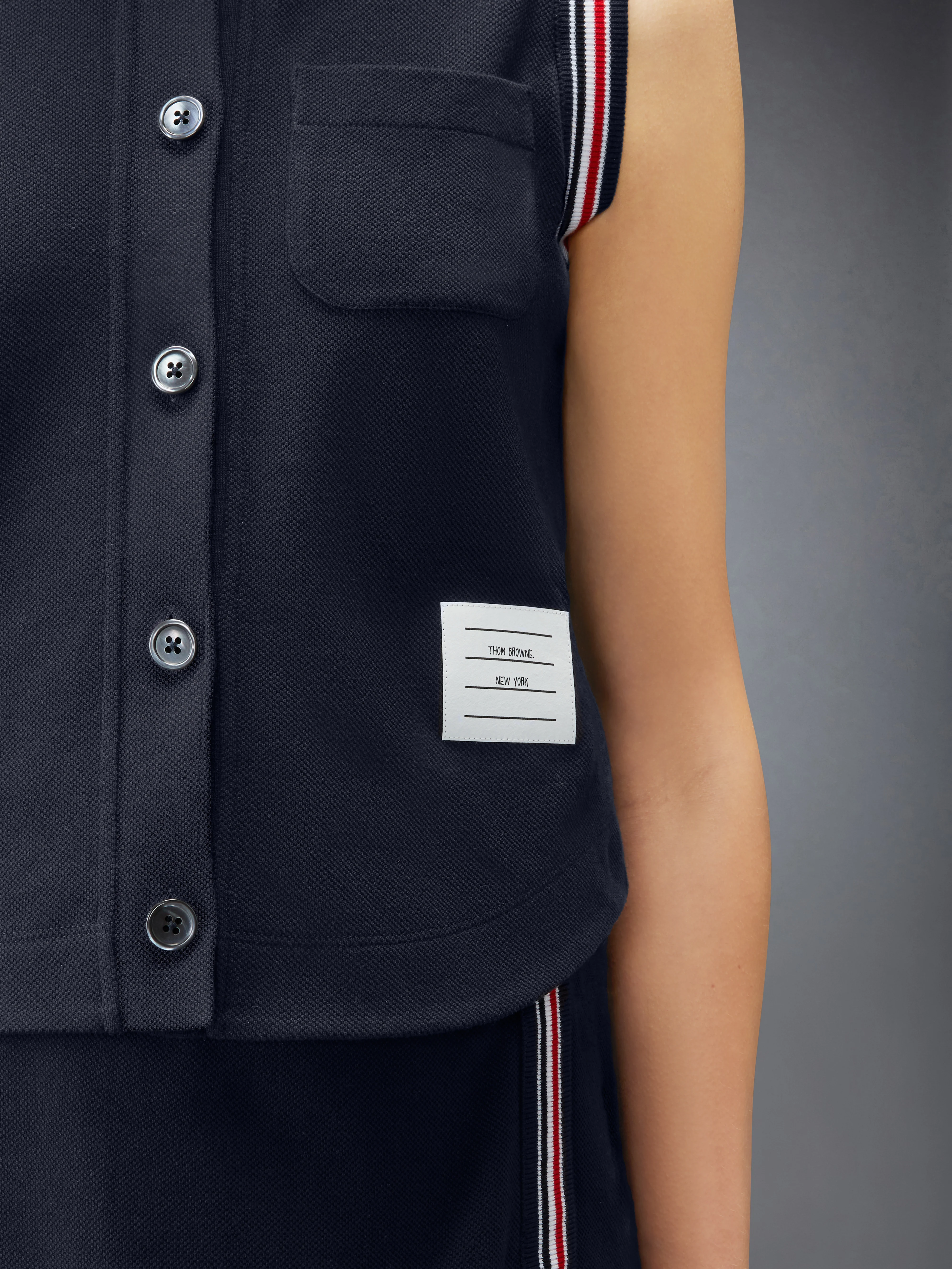 PIQUE RWB TRIM SLEEVELESS SHIRT - Image 3