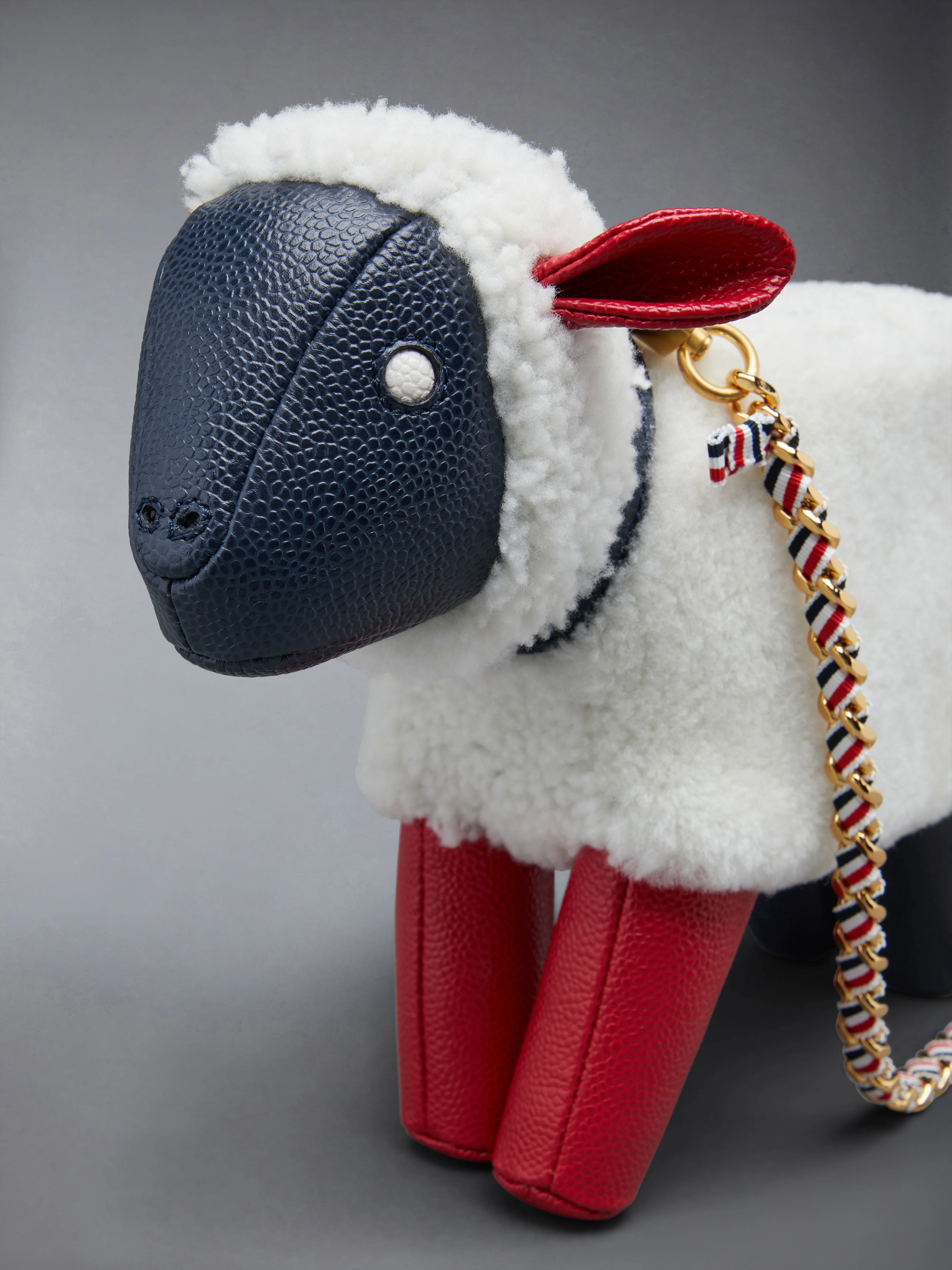 SMALL SHEEP CHAIN BAG IN SHEARLING & PEBBLE GRAIN LEATHER - Image 6