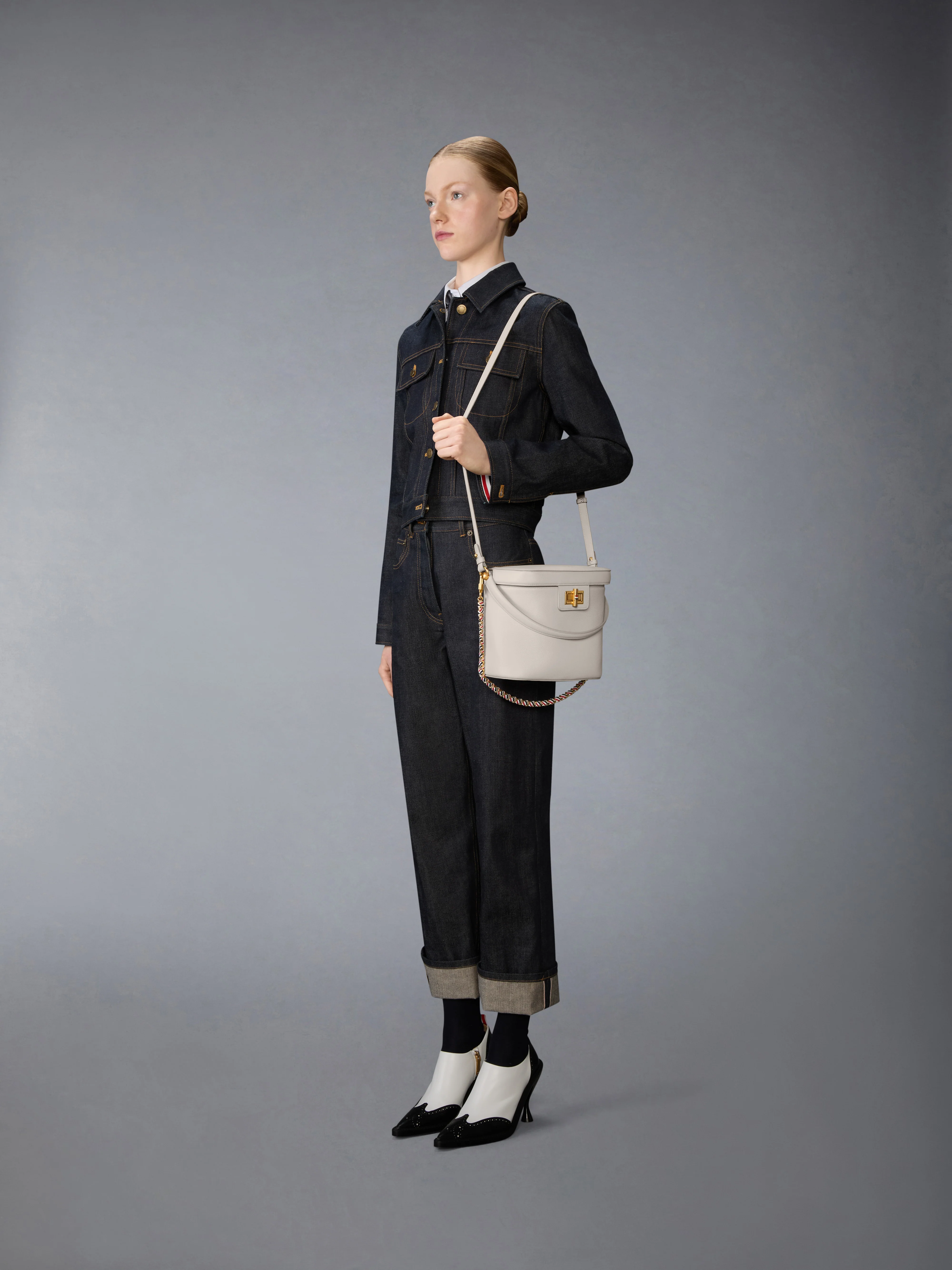 SOFT PEBBLE GRAIN BOX BAG - Image 4