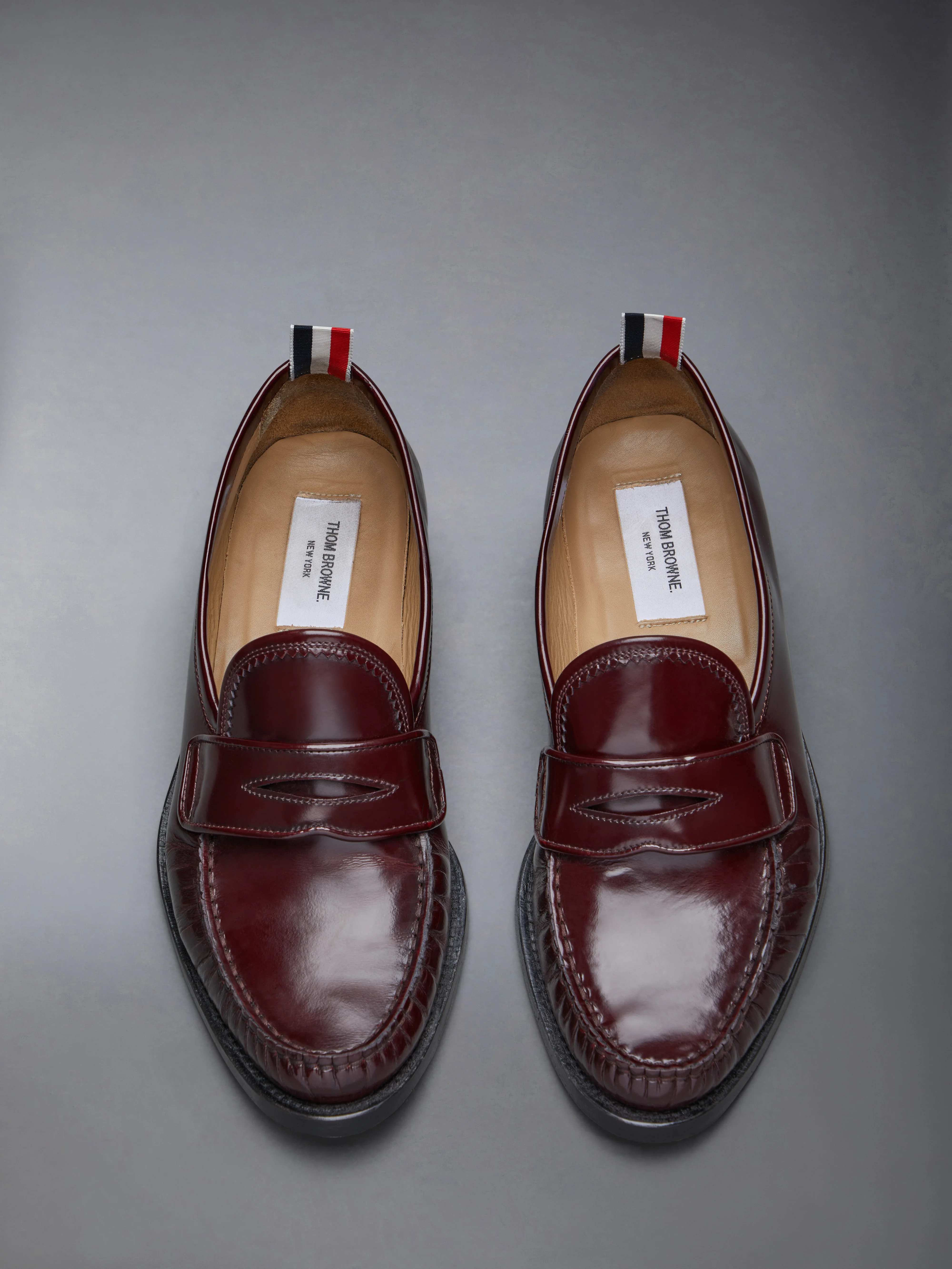 SOFT SPAZZOLATO LEATHER SOLE PLEATED VARSITY LOAFER - Image 5