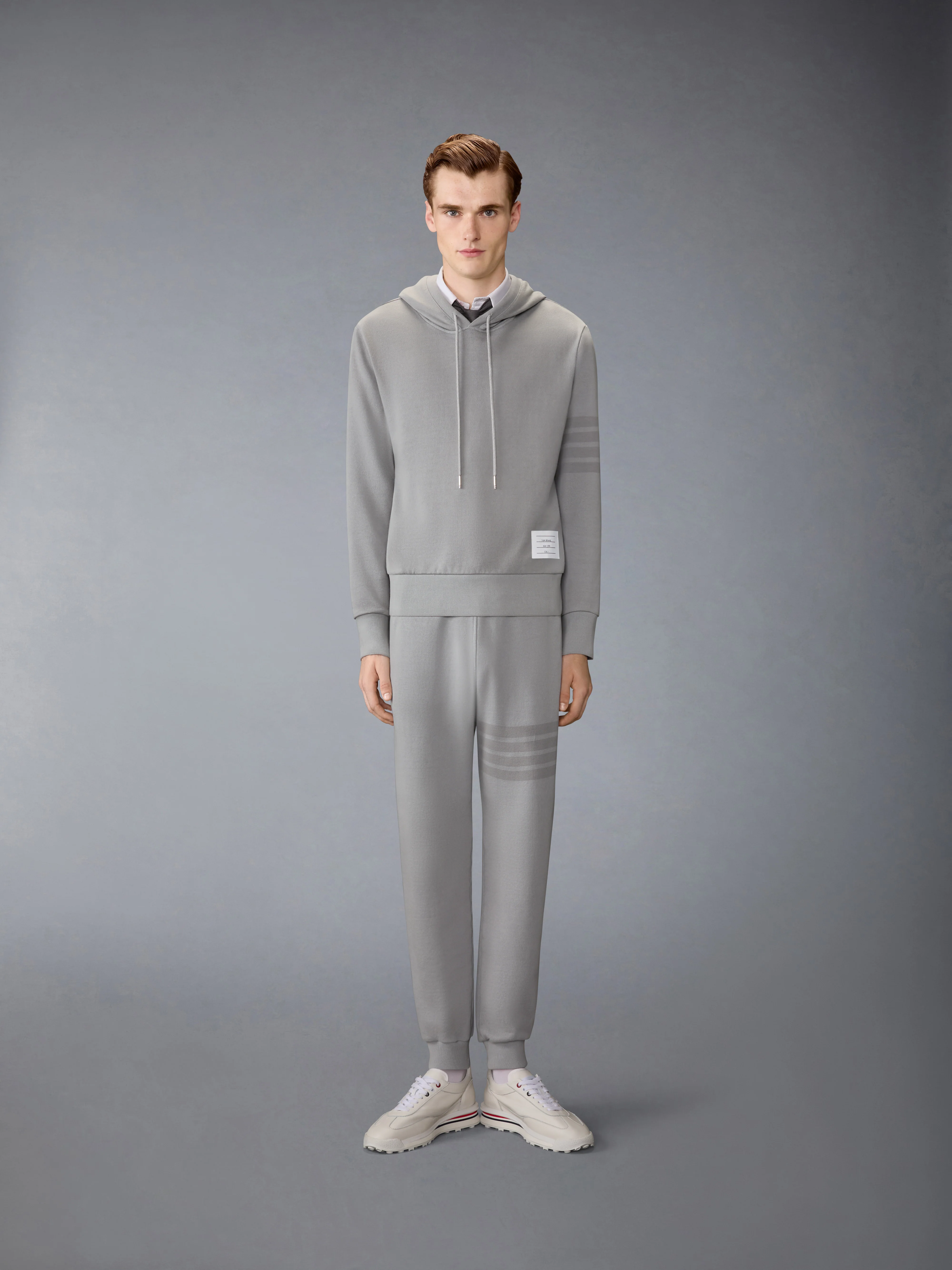 SOLID LOOPBACK 4-BAR HOODIE - Image 3