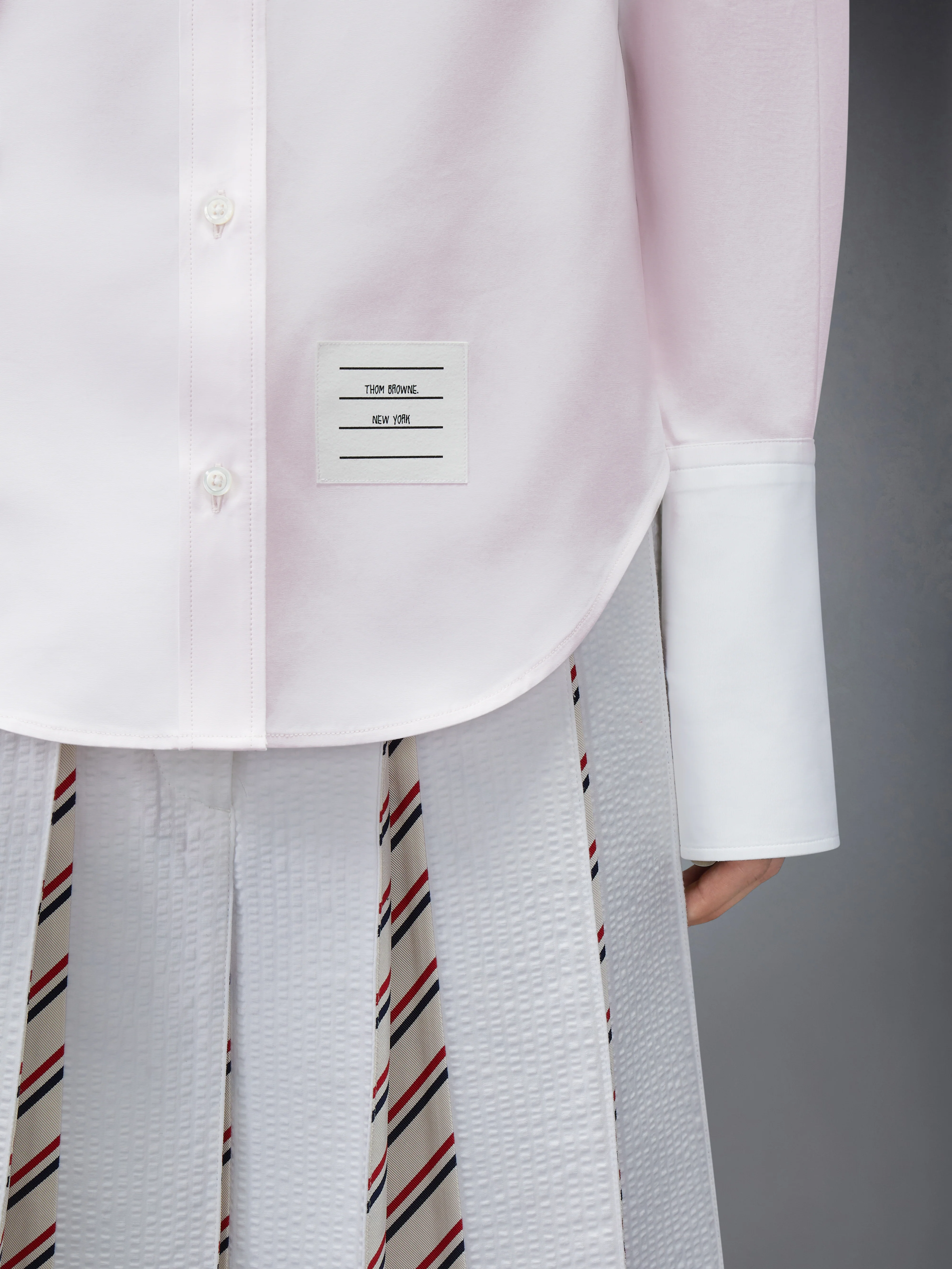 SOLID POPLIN ARMBAND FRENCH CUFF SHIRT - Image 7