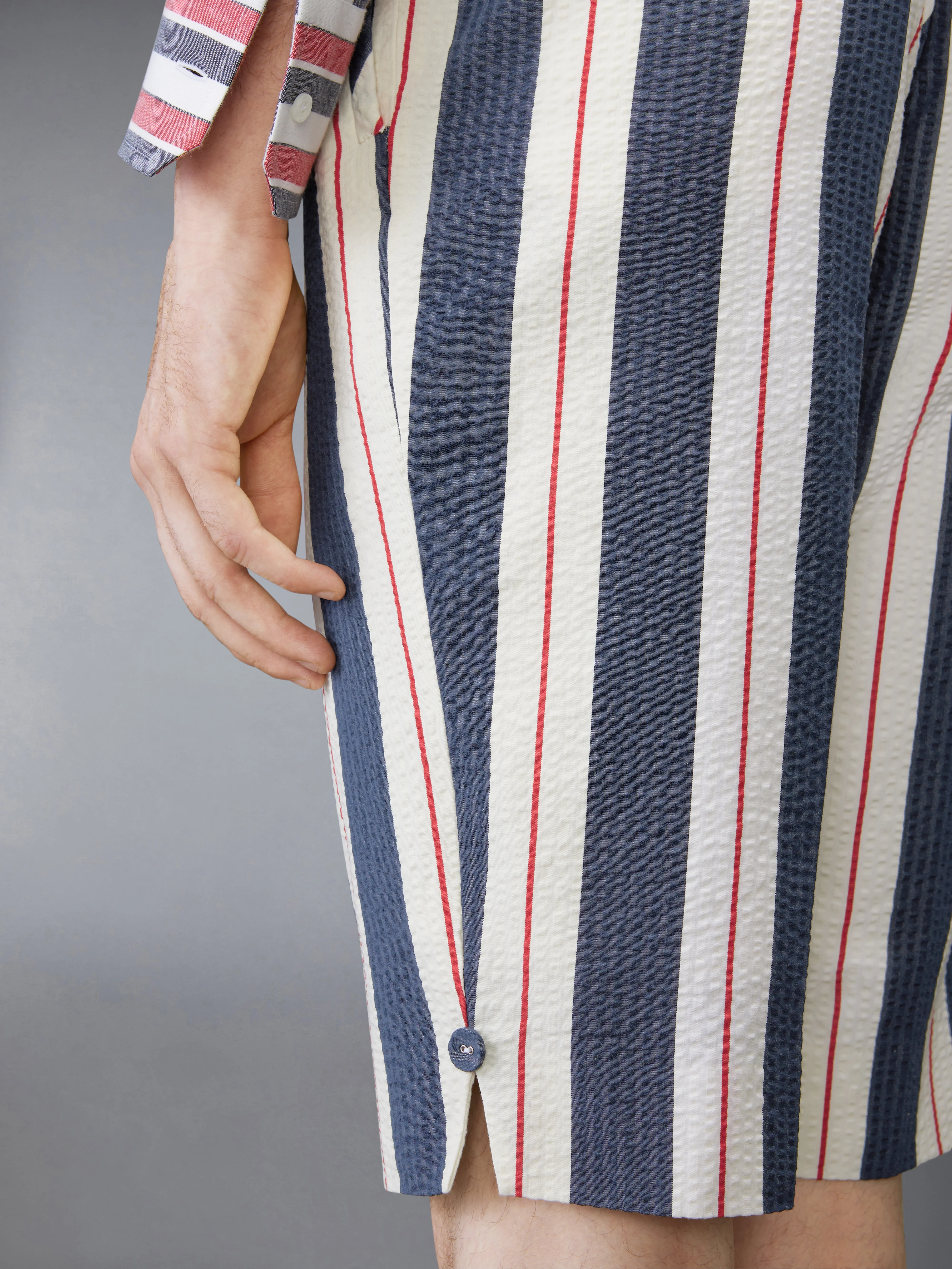 STRIPED SEERSUCKER BACKSTRAP SHORTS - Image 5