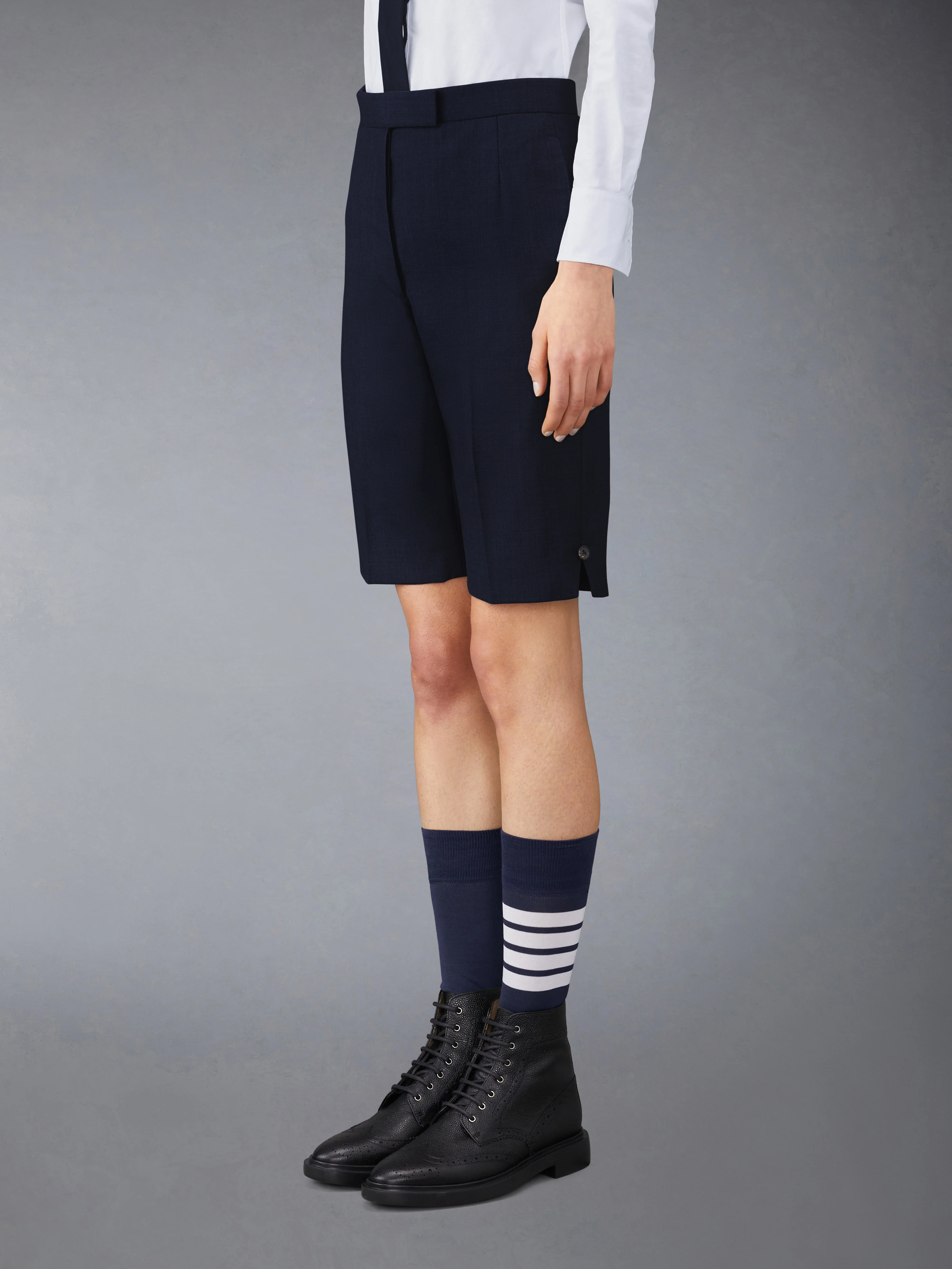 SUPER 120'S TWILL BACKSTRAP BERMUDA SHORTS - Image 3