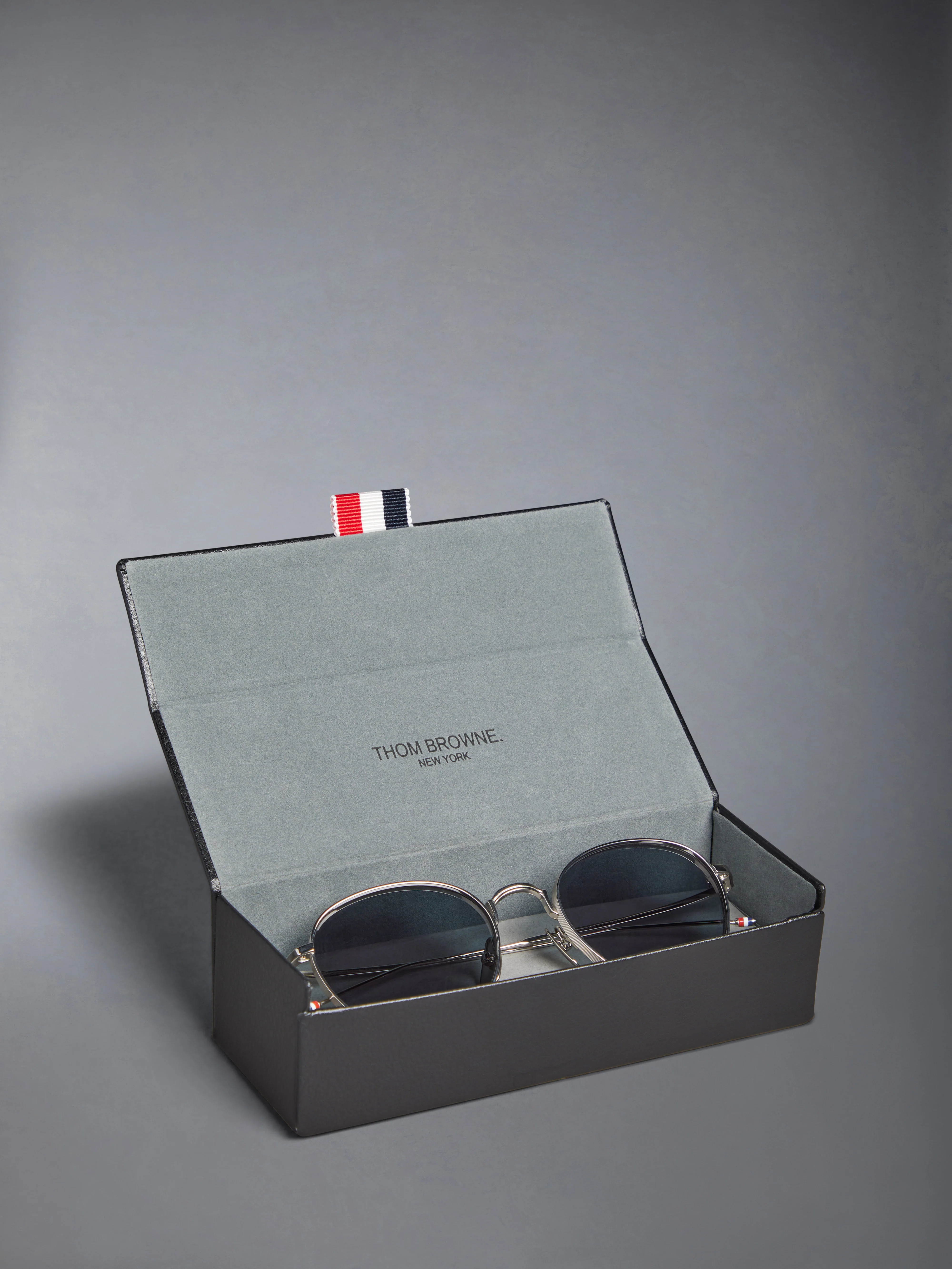 TITANIUM ROUND SUNGLASSES - Image 8