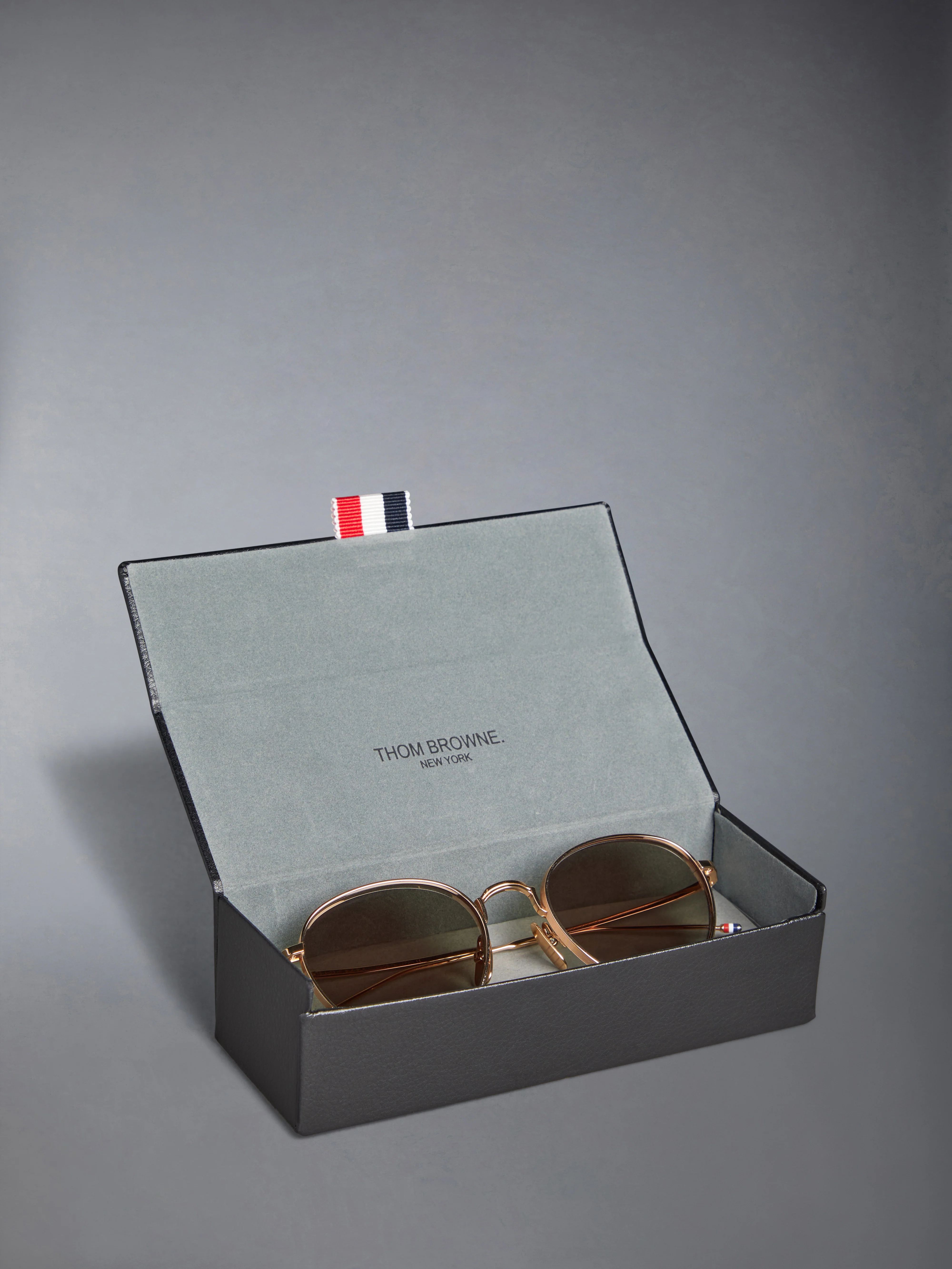 TITANIUM ROUND SUNGLASSES - Image 8