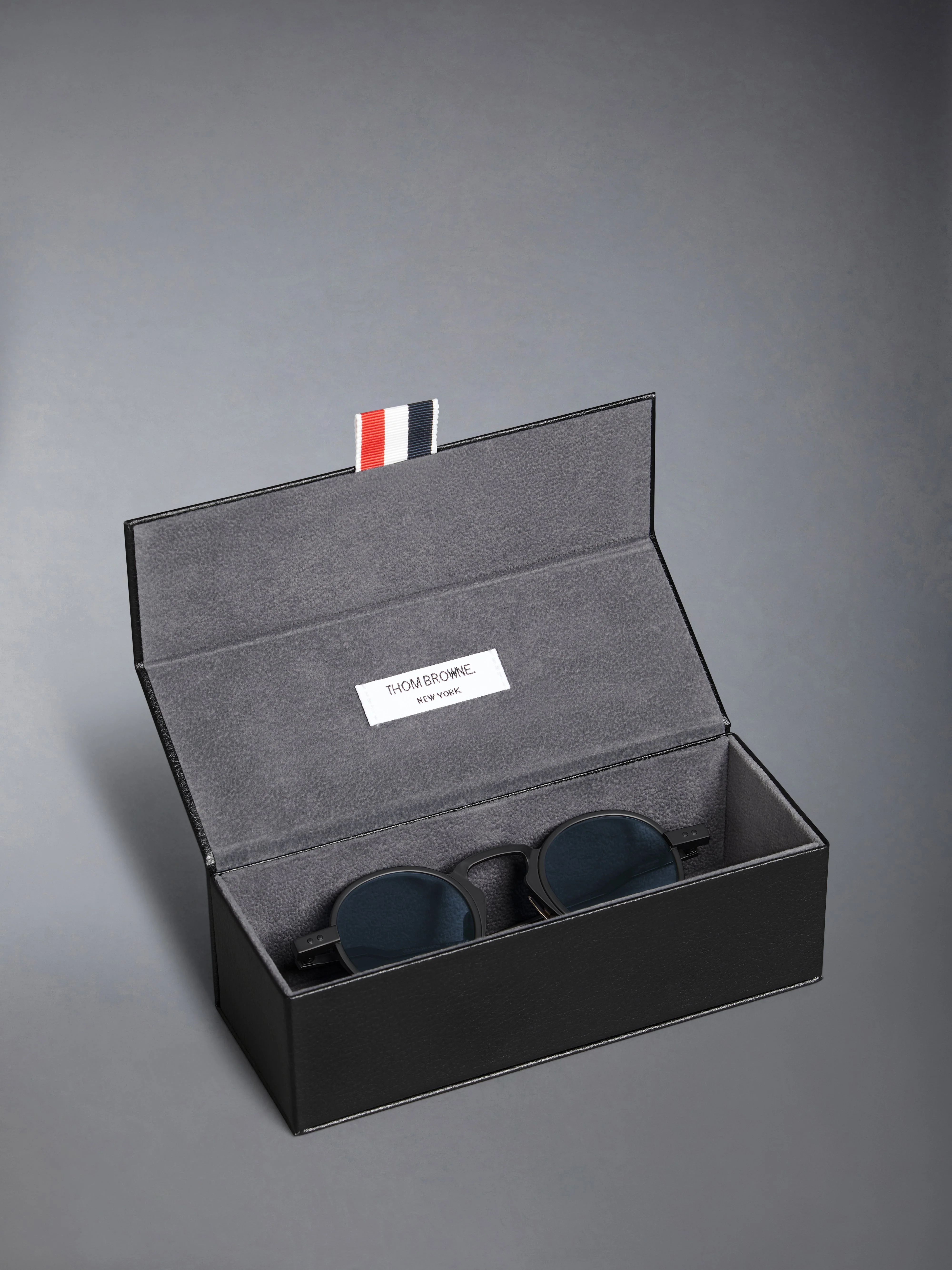 TITANIUM ROUND SUNGLASSES - Image 4
