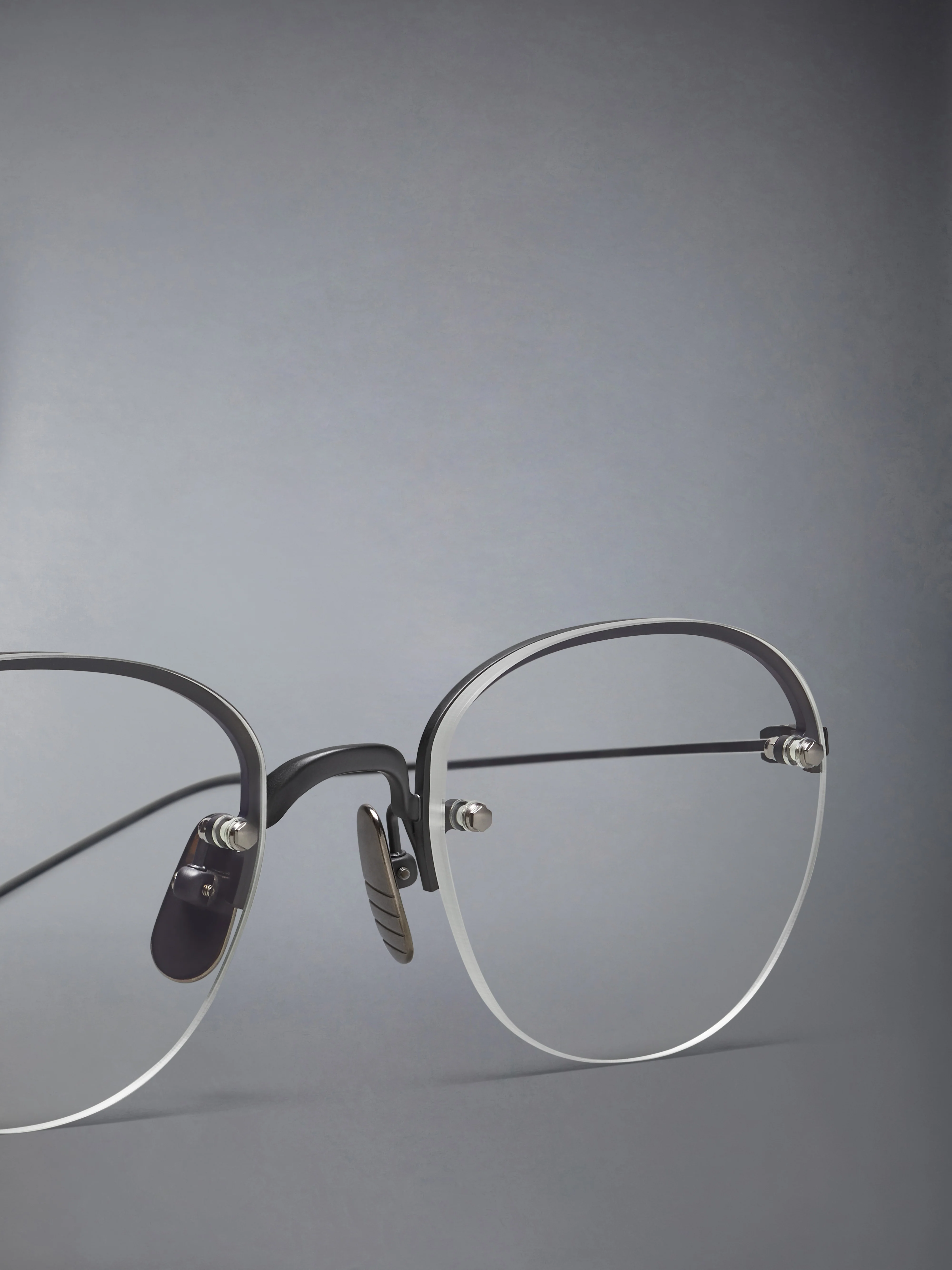 TITANIUM SEMI RIMLESS OVAL EYEGLASSES - Image 3