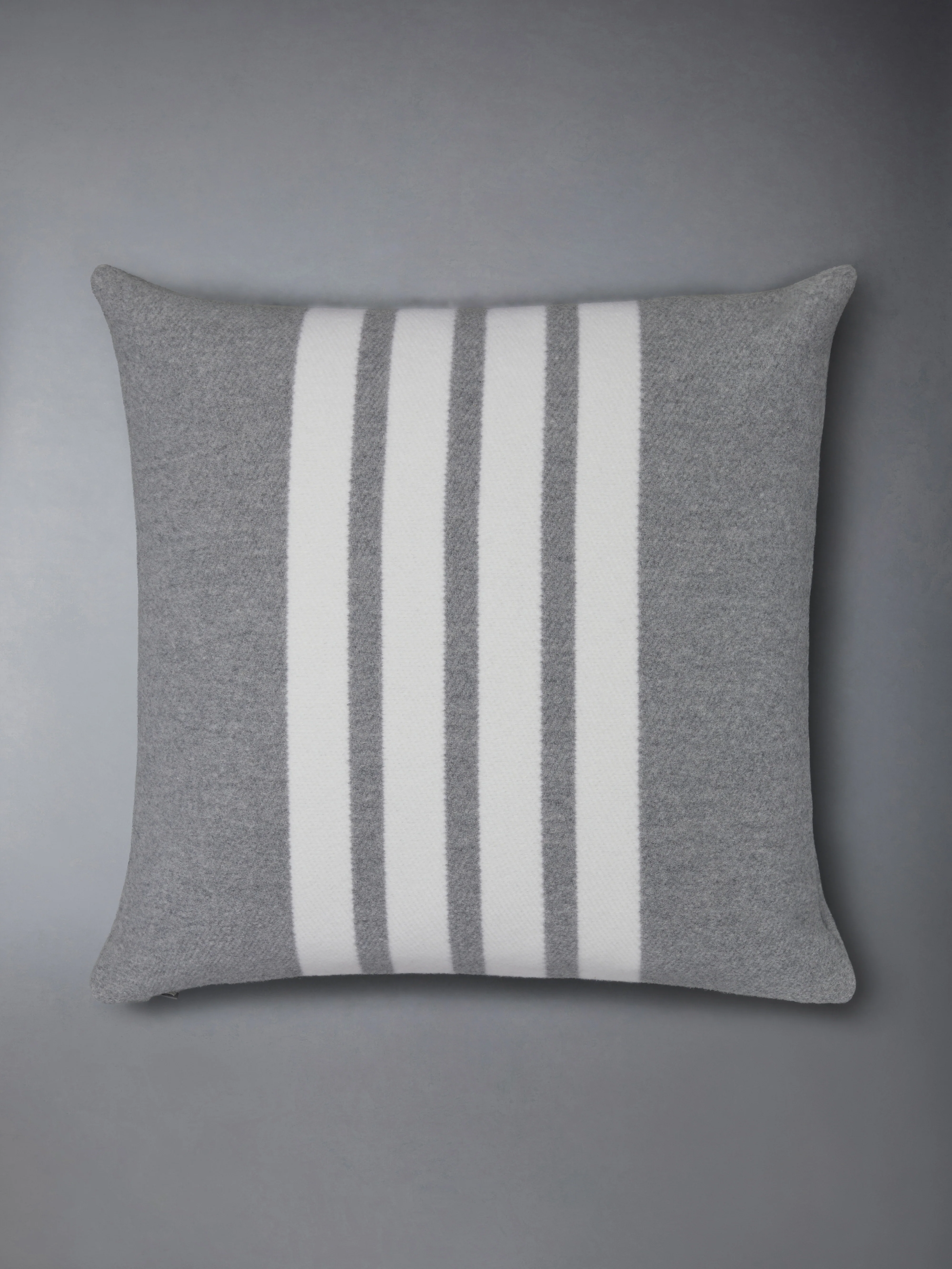 WOOL CASHMERE 4-BAR FRETTE CUSHION - Image 3